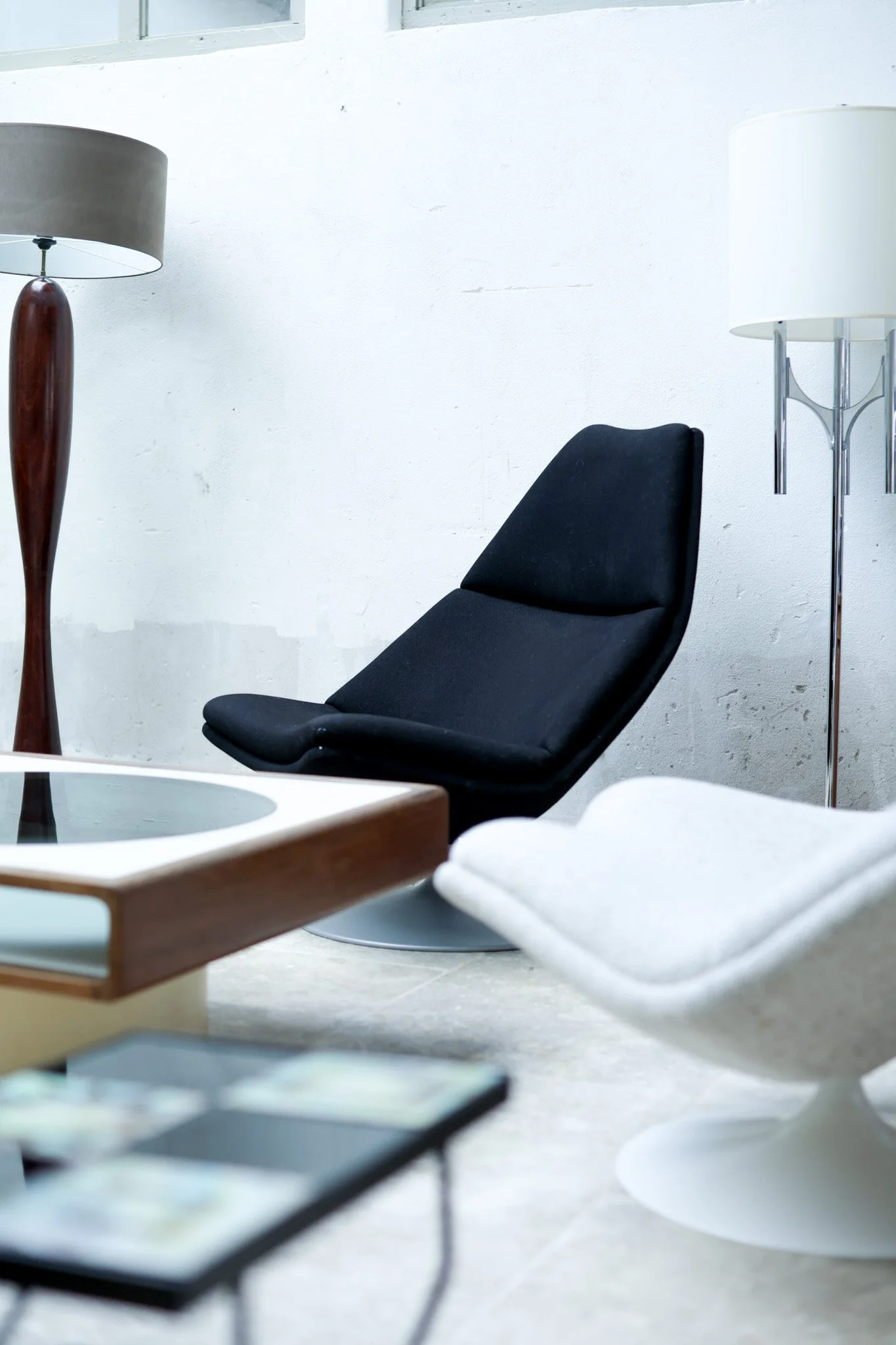 Geoffrey Harcourt F510 swivel chair for Artifort in original black wool, circa 2000