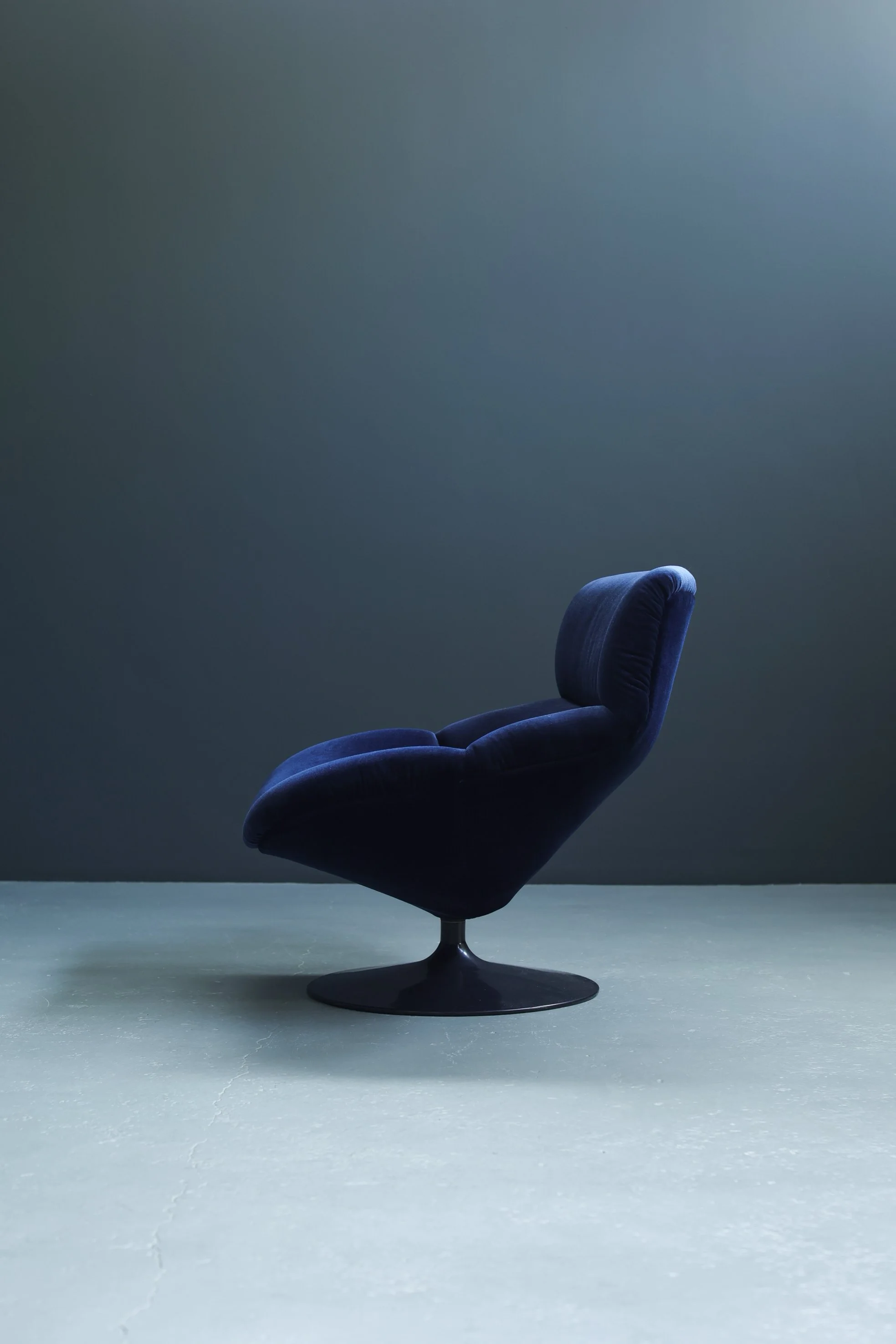 Geoffrey Harcourt F518 Lip Chair for Artifort in Blue Velvet foto 5