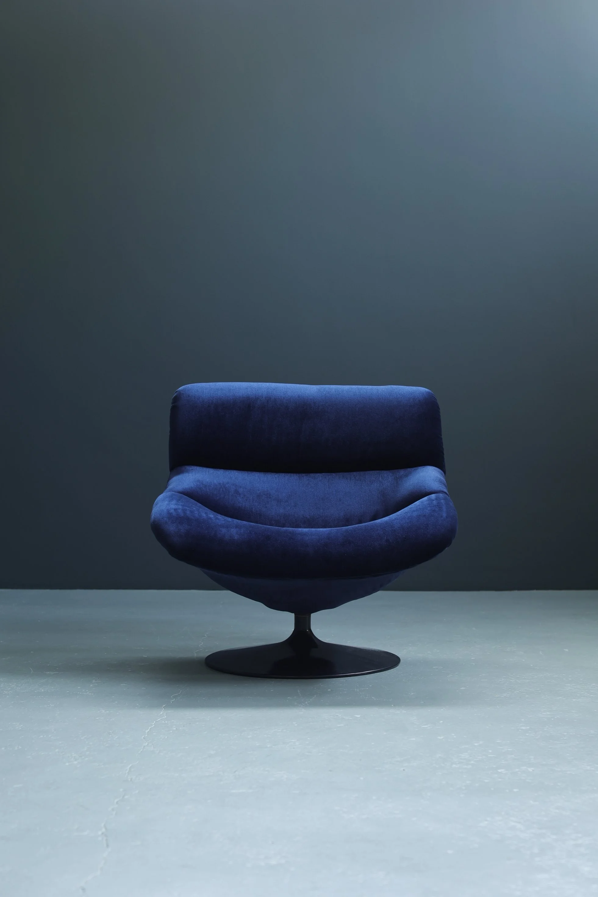 Geoffrey Harcourt F518 Lip Chair for Artifort in Blue Velvet foto 9