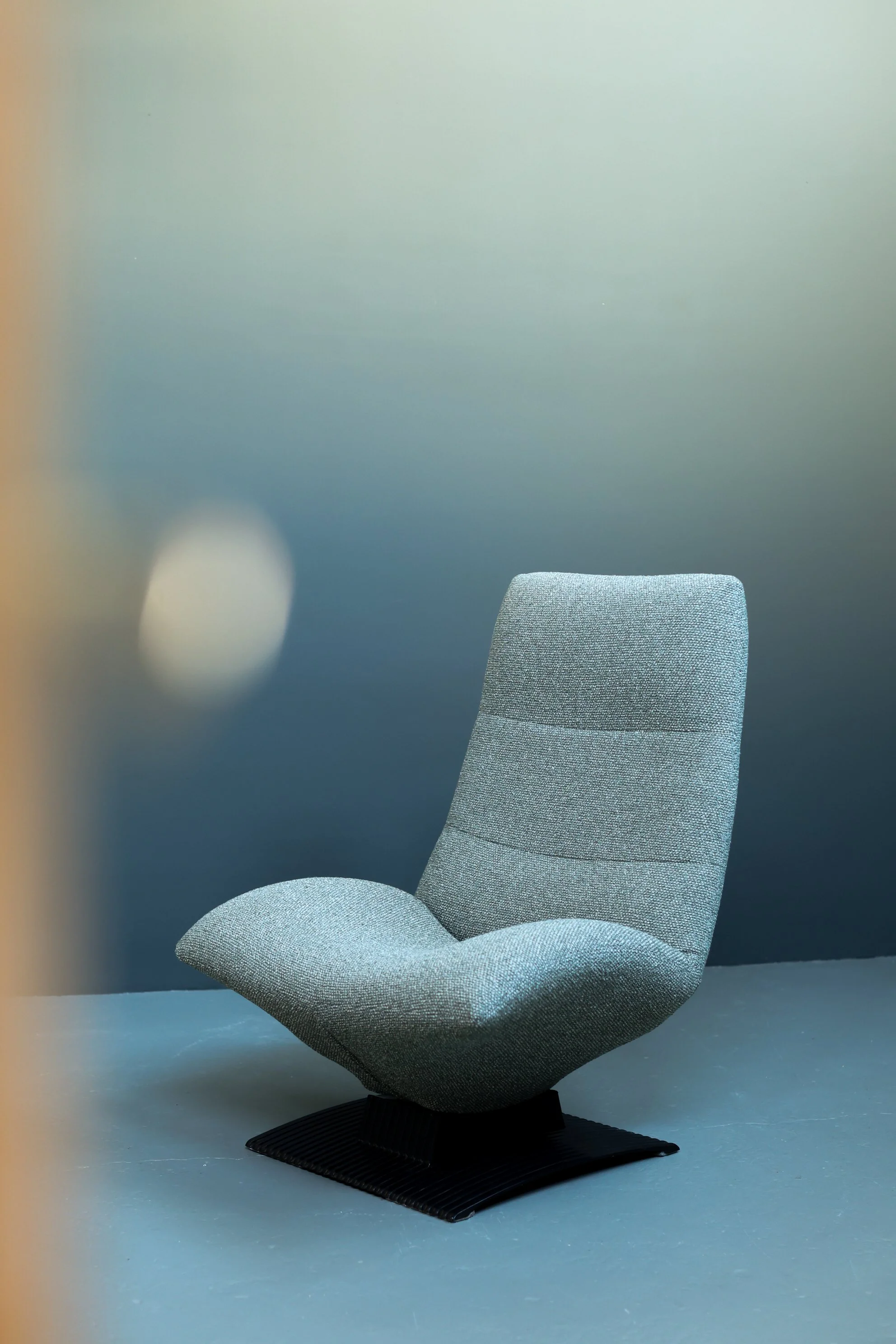 Peter van der Ham F773 Wave Lounge Chair for Artifort foto 6