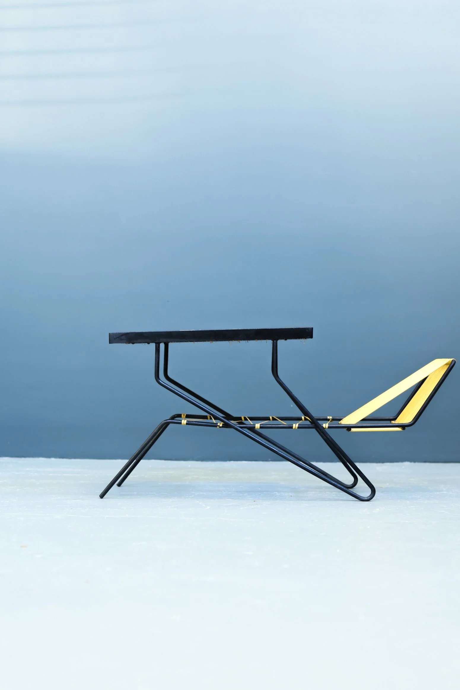 Freres Cloutier Ceramic and Steel Side Table foto 5