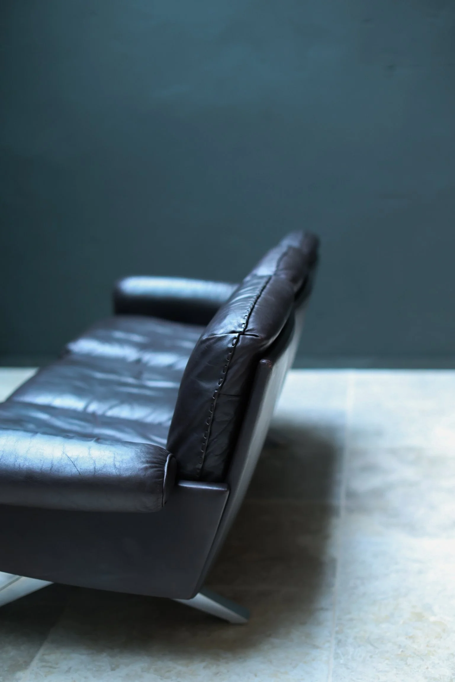 De Sede DS-31 Three-Seater Sofa in Dark Brown Leather foto 6