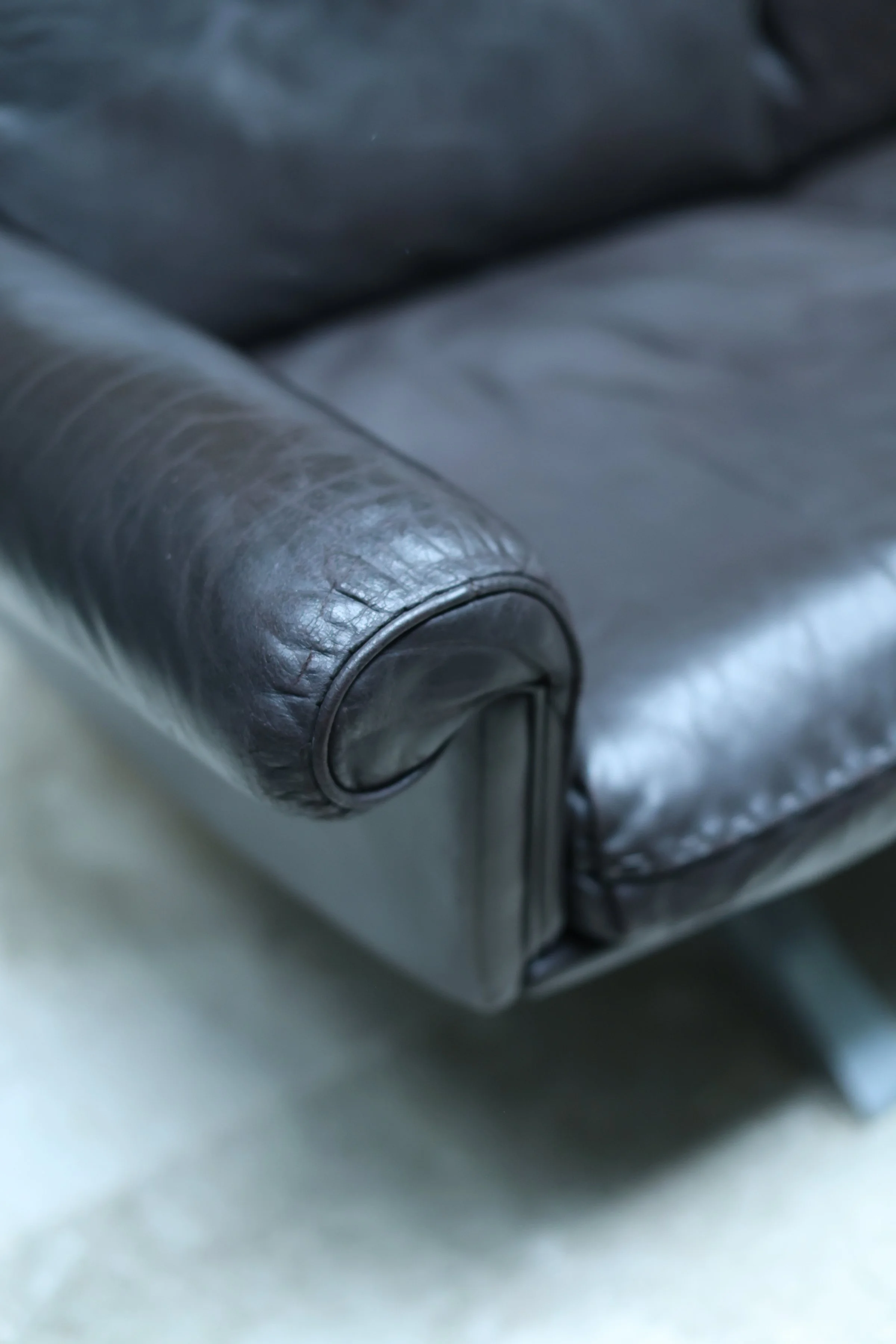 De Sede DS-31 Three-Seater Sofa in Dark Brown Leather foto 12