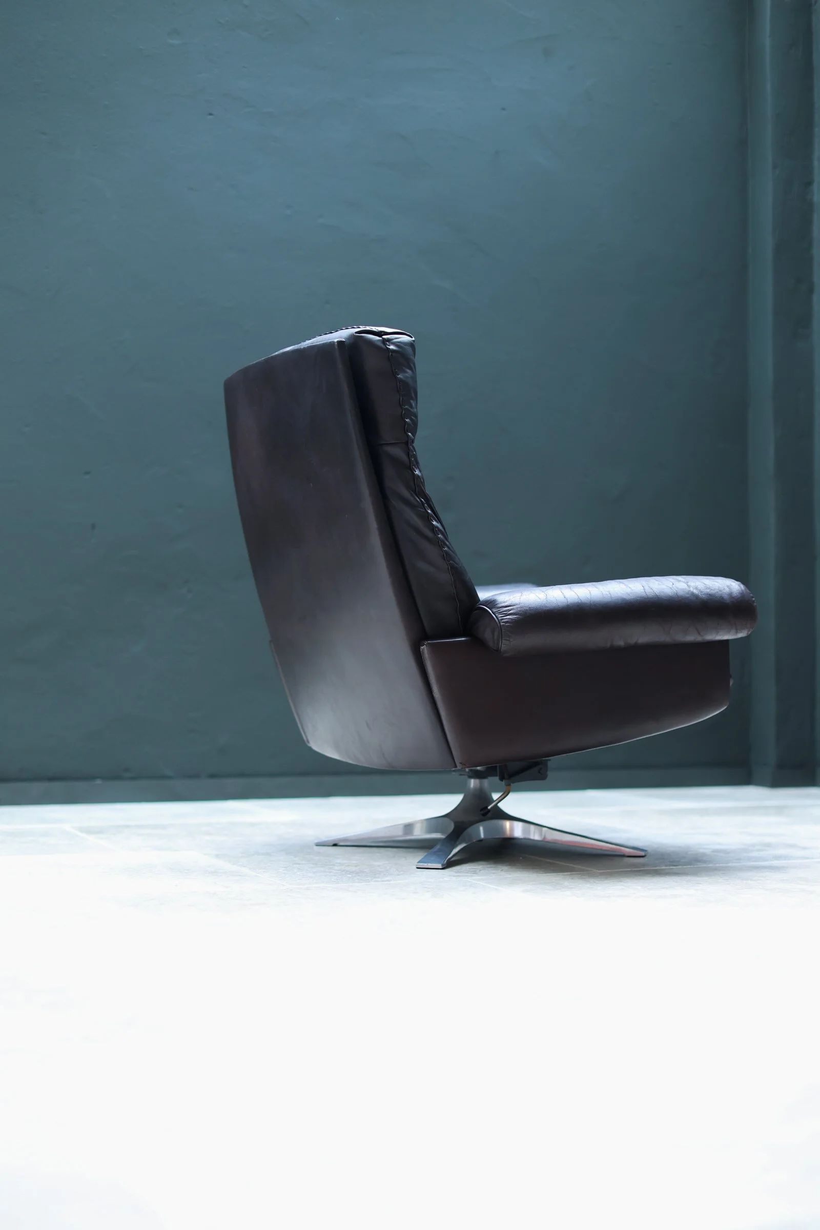 De Sede DS-31 Swivel Lounge Chair in Brown Leather foto 5