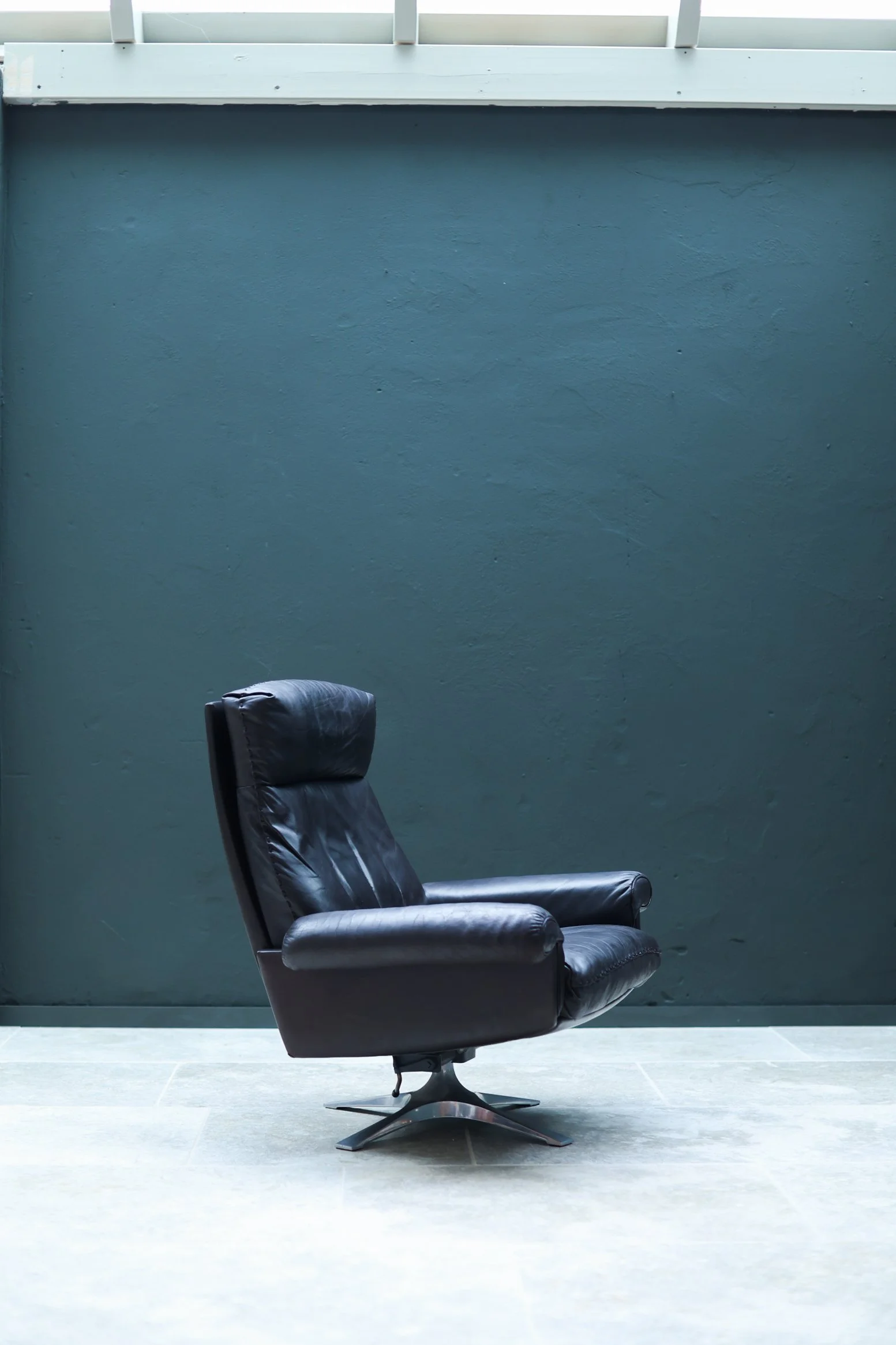 De Sede DS-31 Swivel Lounge Chair in Brown Leather foto 7