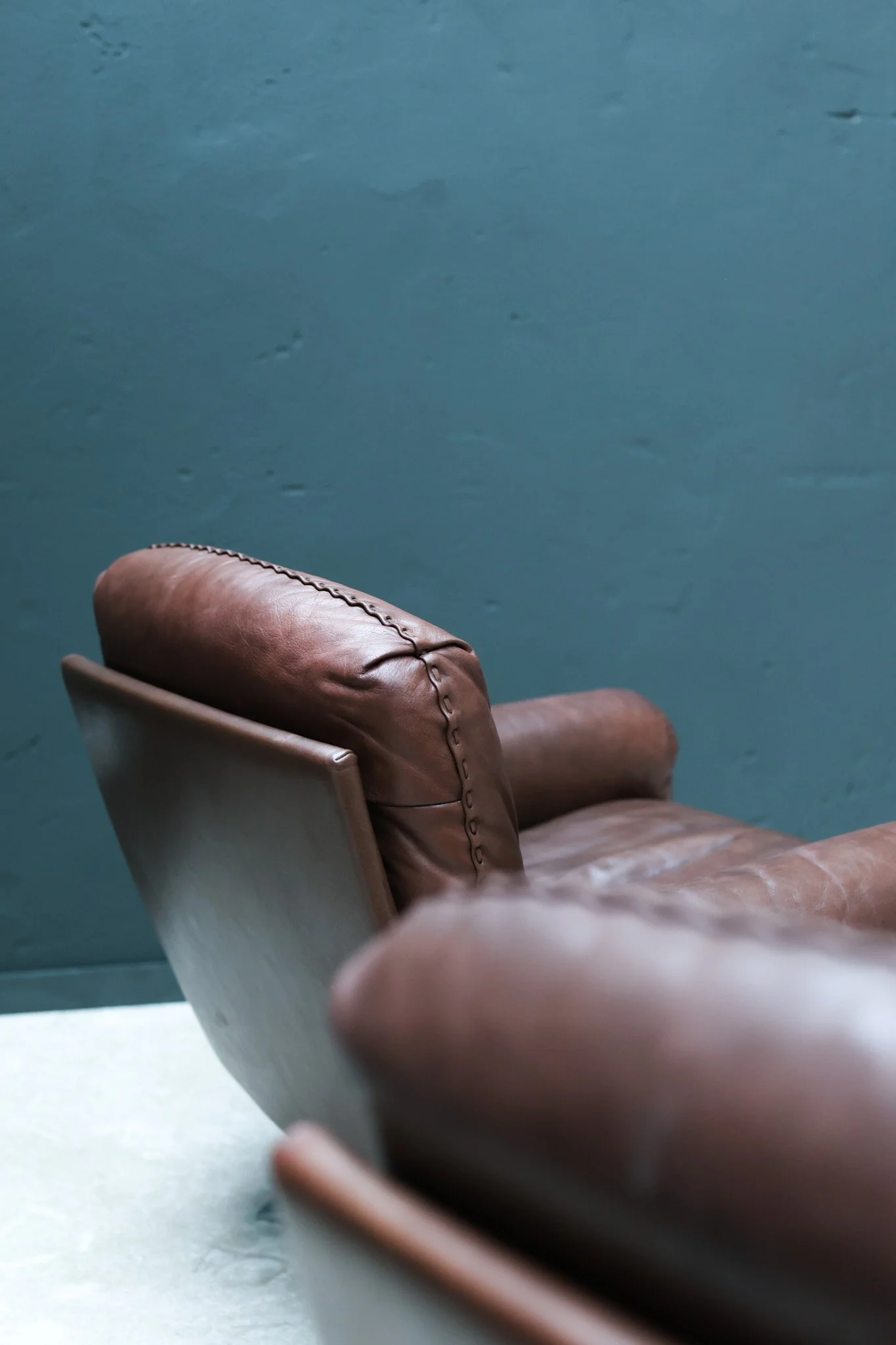 De Sede DS-31 Swivel Club Chairs, Pair foto 2
