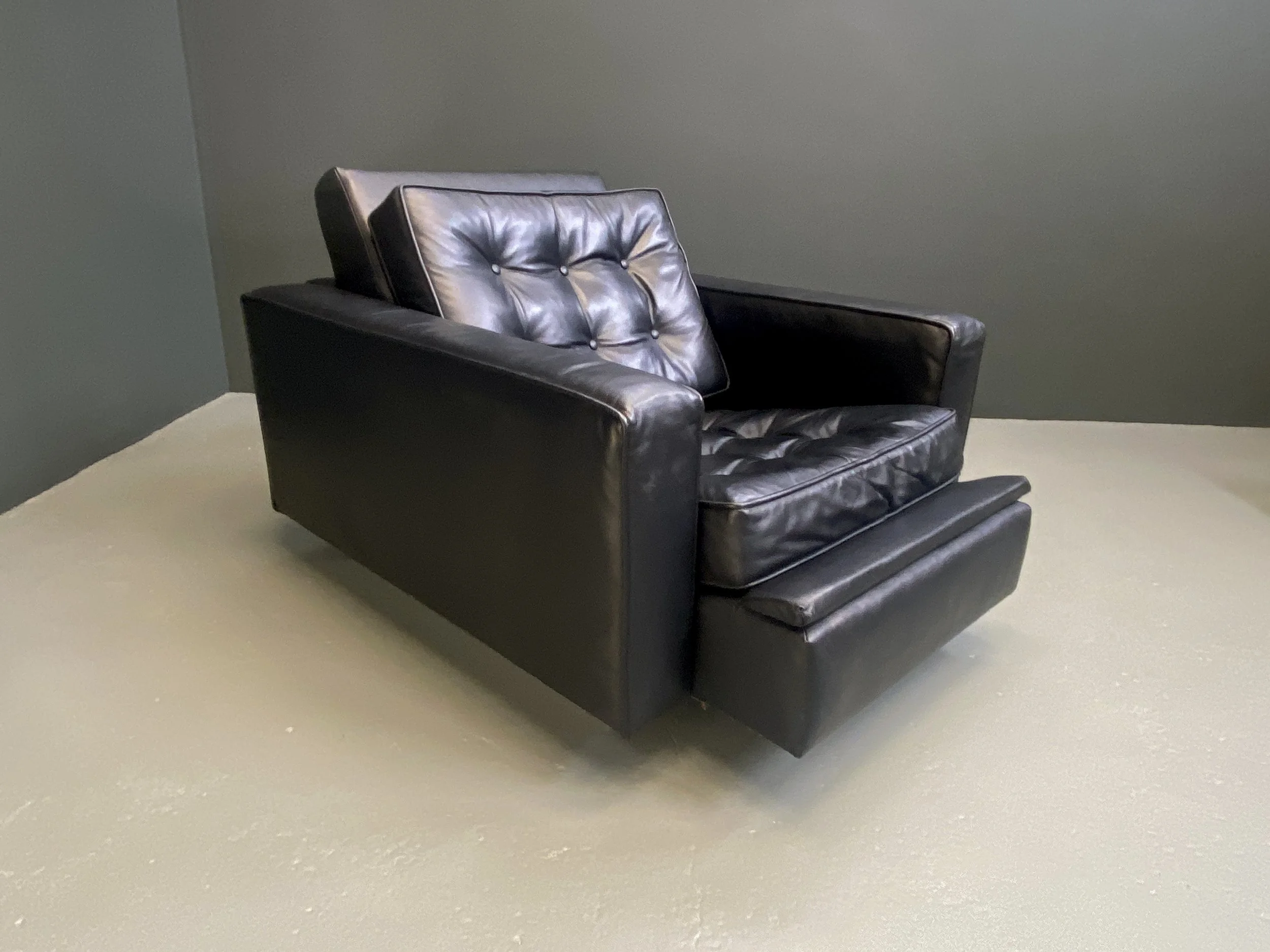 De Sede 'New York' Armchair and Ottoman by Robert Haussmann foto 4
