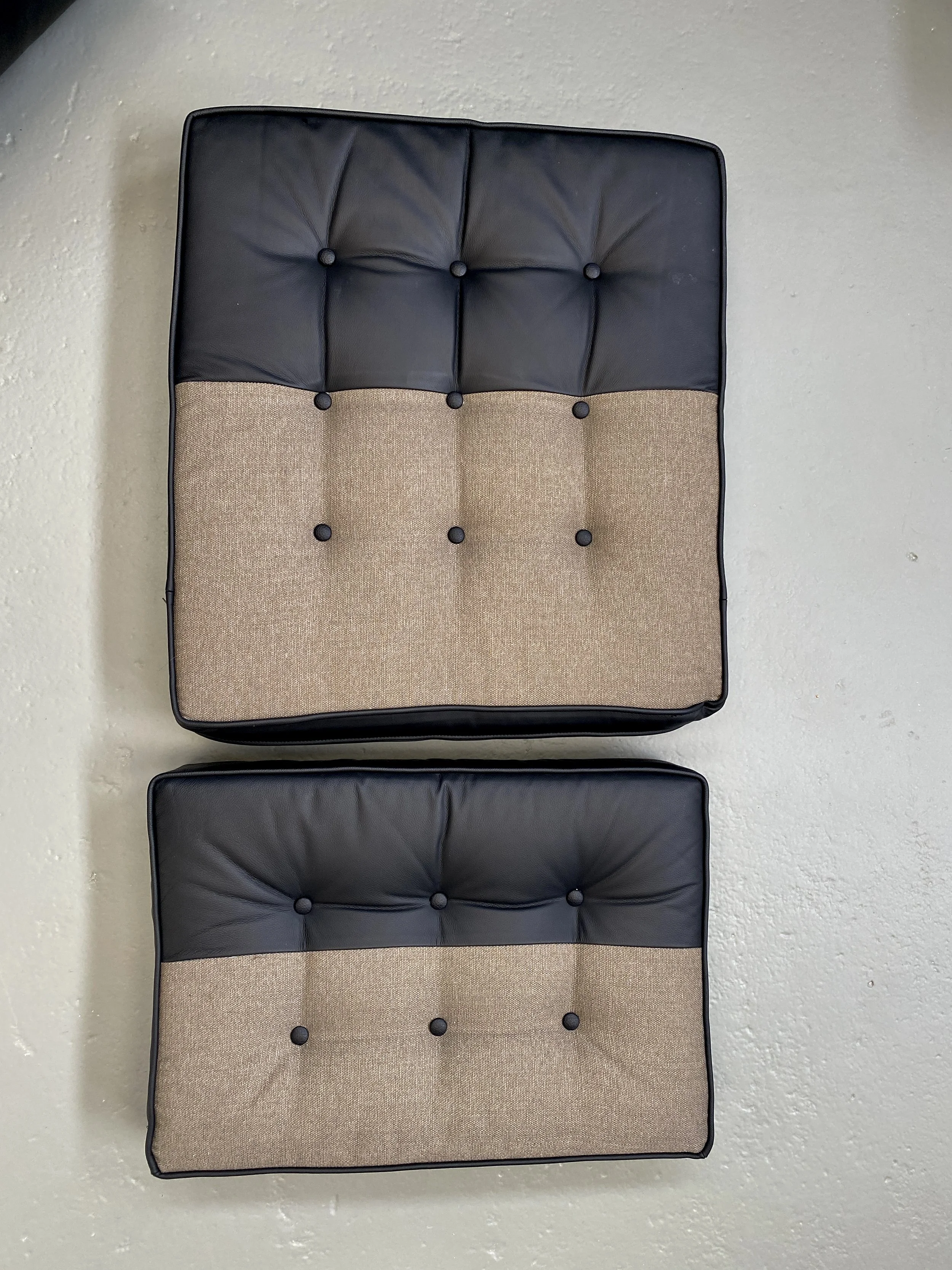 De Sede 'New York' Armchair and Ottoman by Robert Haussmann foto 10