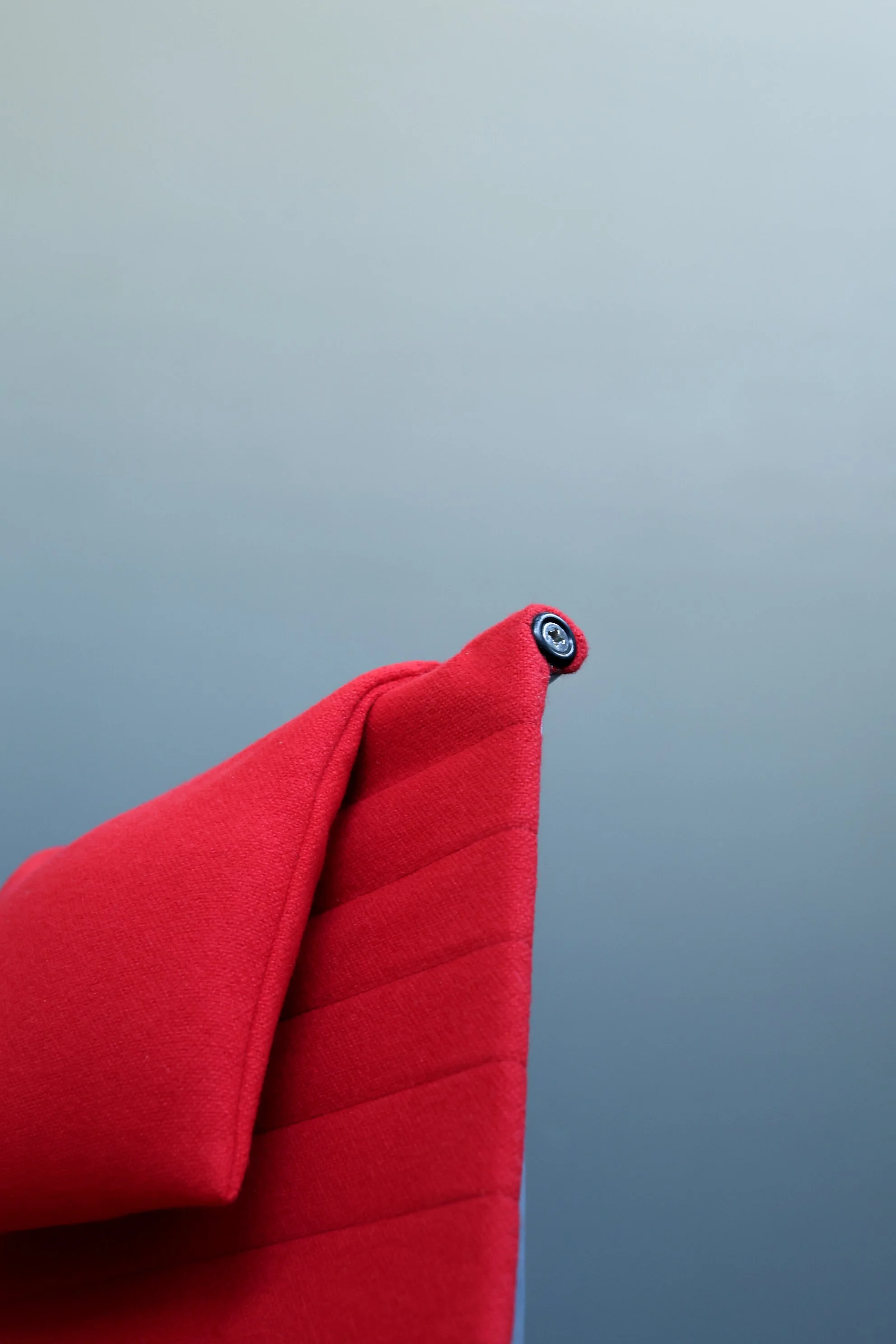 Charles and Ray Eames EA125 Aluminum Group Lounge Chair for Herman Miller foto 8