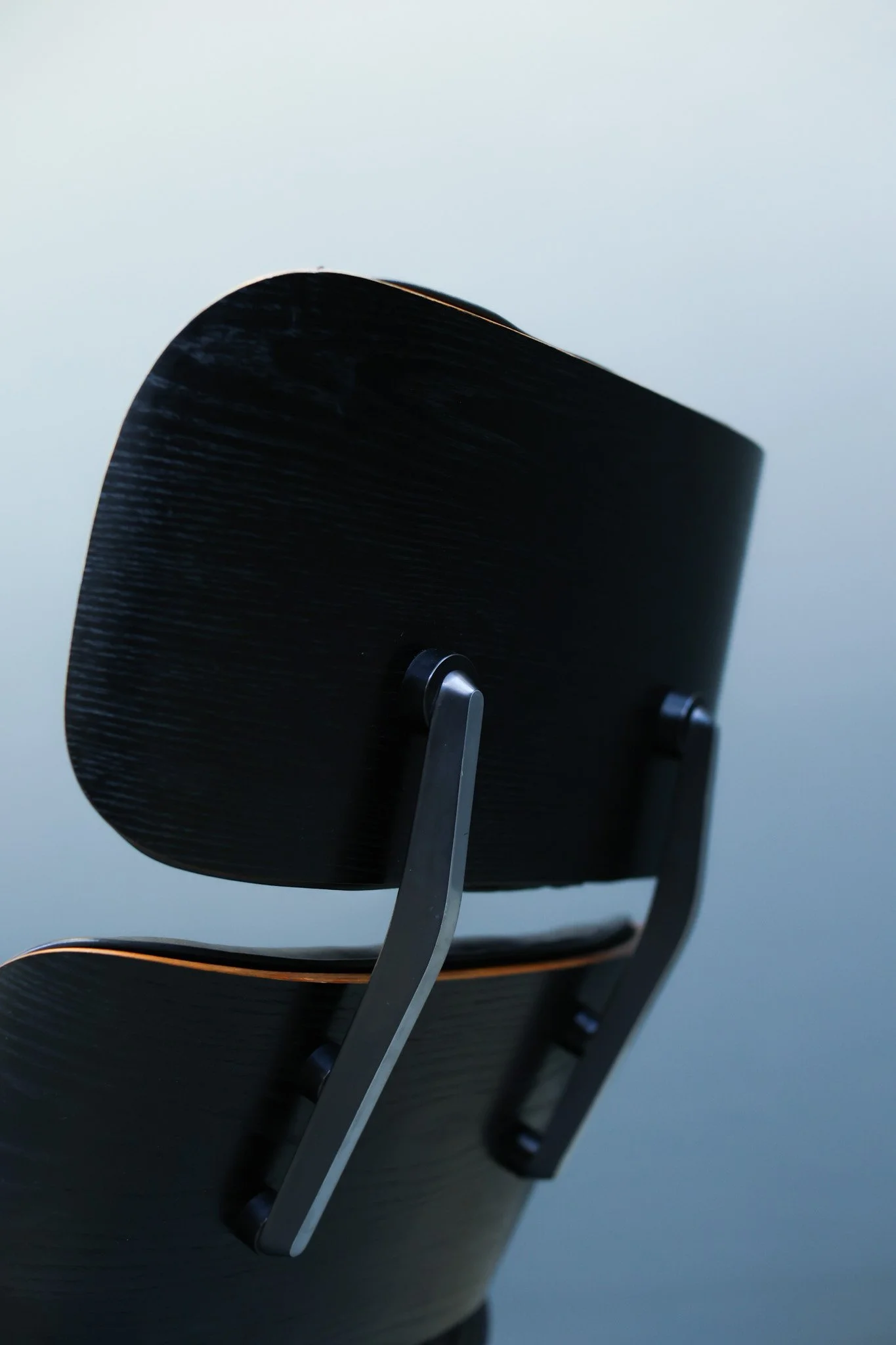 Charles and Ray Eames 670 Lounge Chair for Herman Miller, Black Edition foto 11