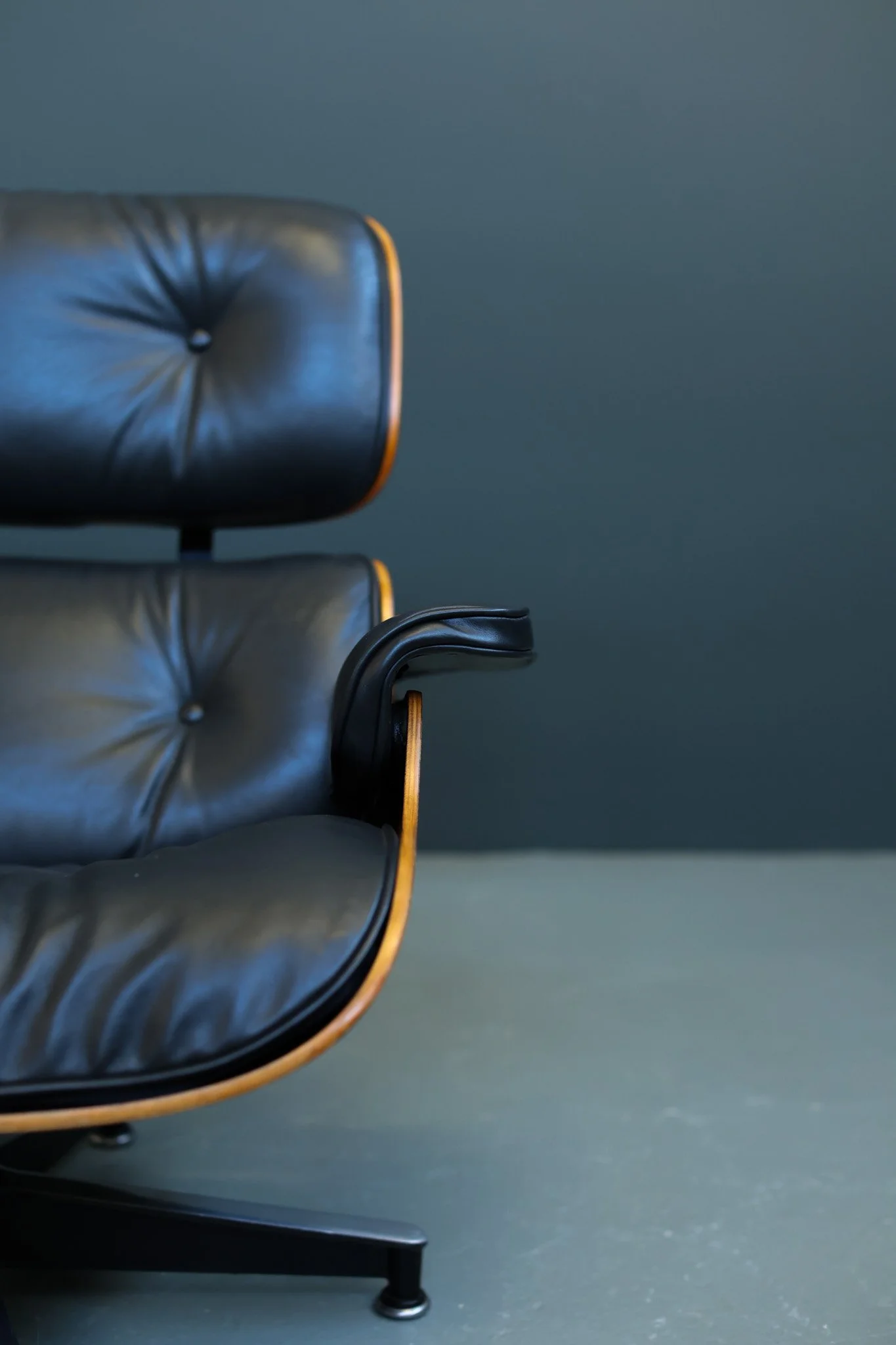 Charles and Ray Eames 670 Lounge Chair for Herman Miller, Black Edition foto 15