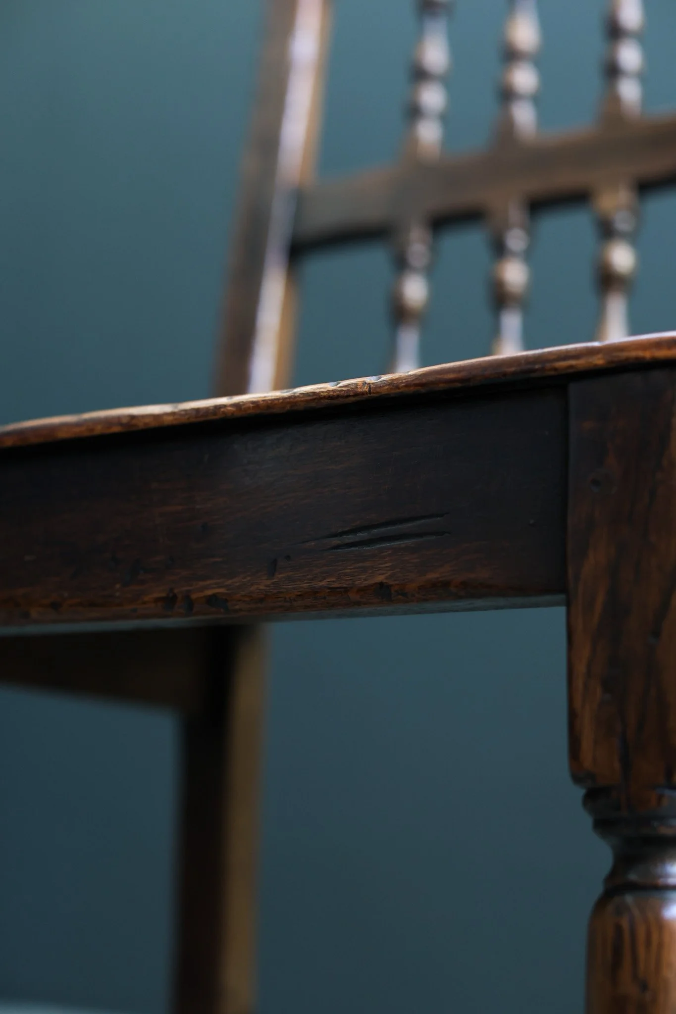 French 18th-Century Solid Oak Side Chairs, Set of Six foto 12
