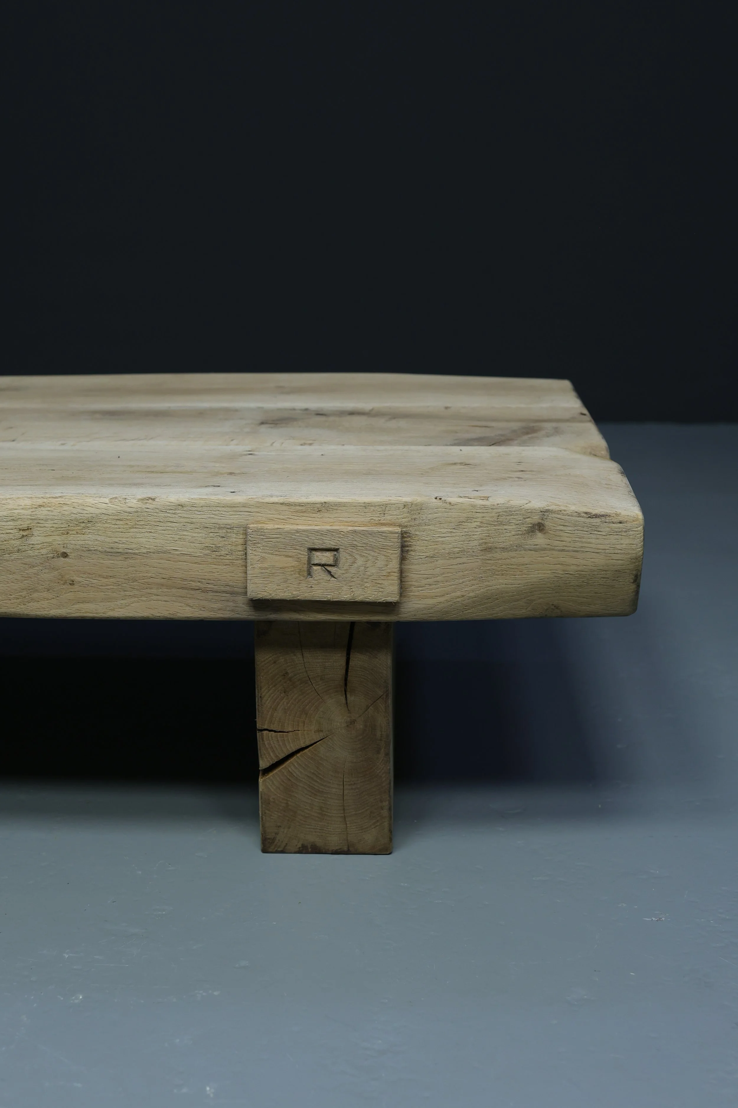French Brutalist Oak Coffee Table, 1974 foto 2