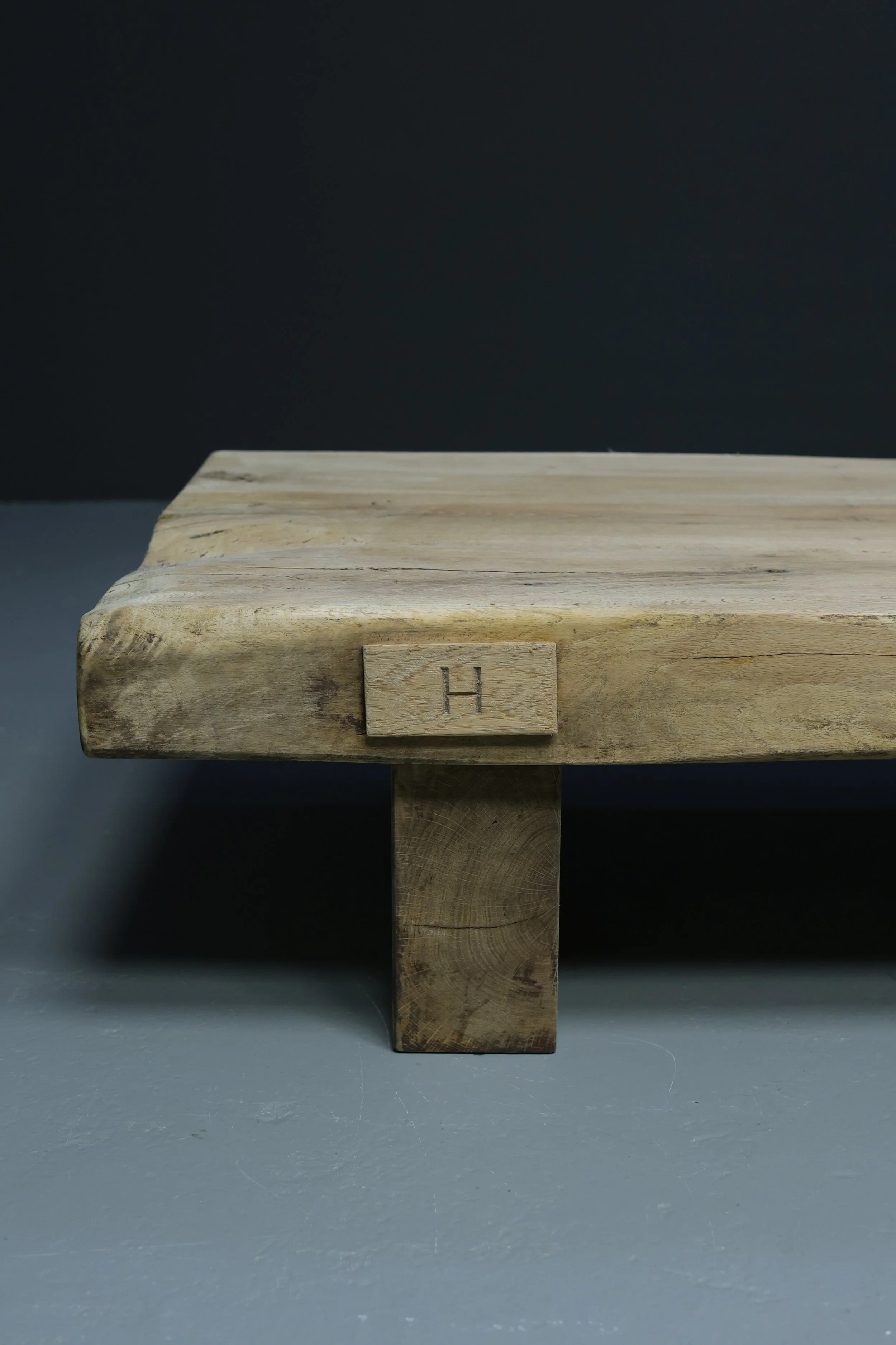 French Brutalist Oak Coffee Table, 1974 foto 6