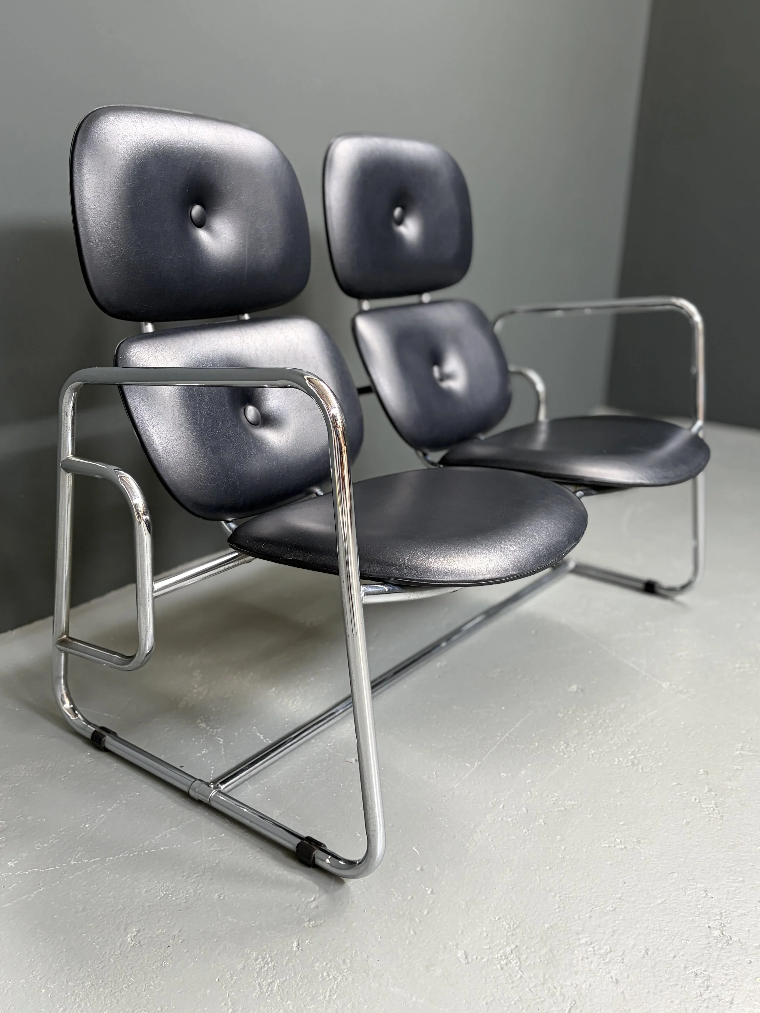 Italian Two-Seat Sofa in the Style of Gae Aulenti foto 11