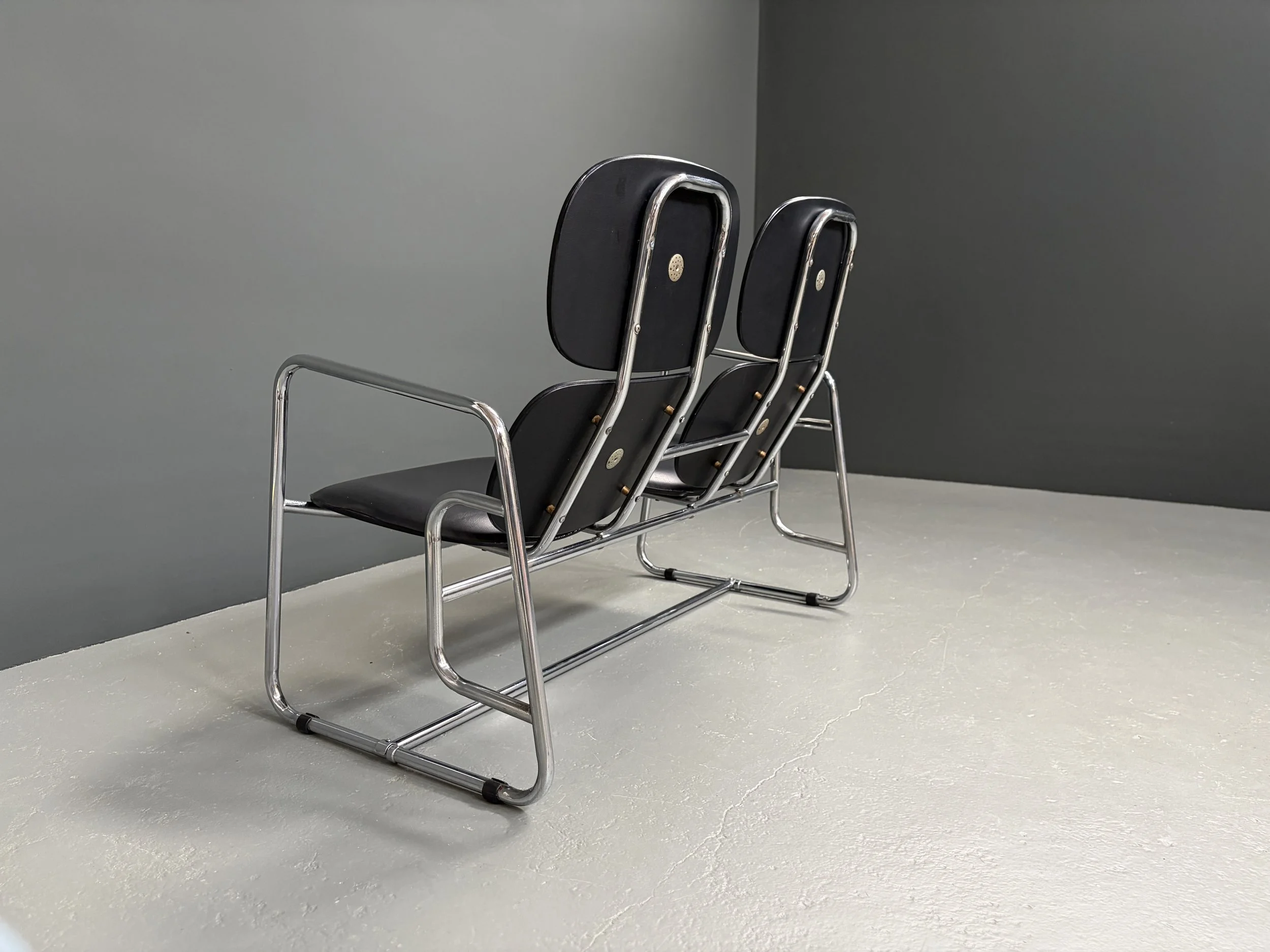 Italian Two-Seat Sofa in the Style of Gae Aulenti foto 17