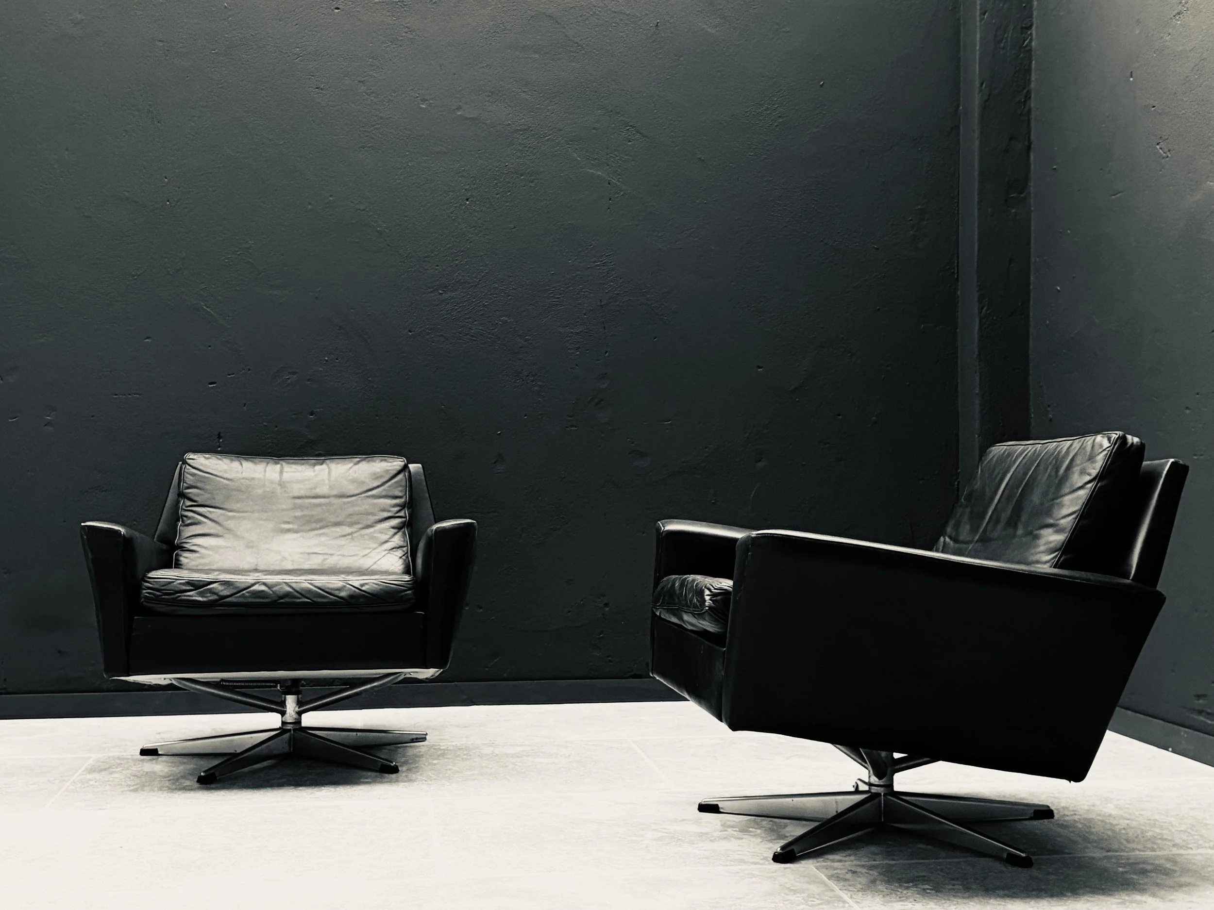 Georg Thams Swivel Armchairs, Set of 2, for Vejen Polstermøbelfabrik foto 2