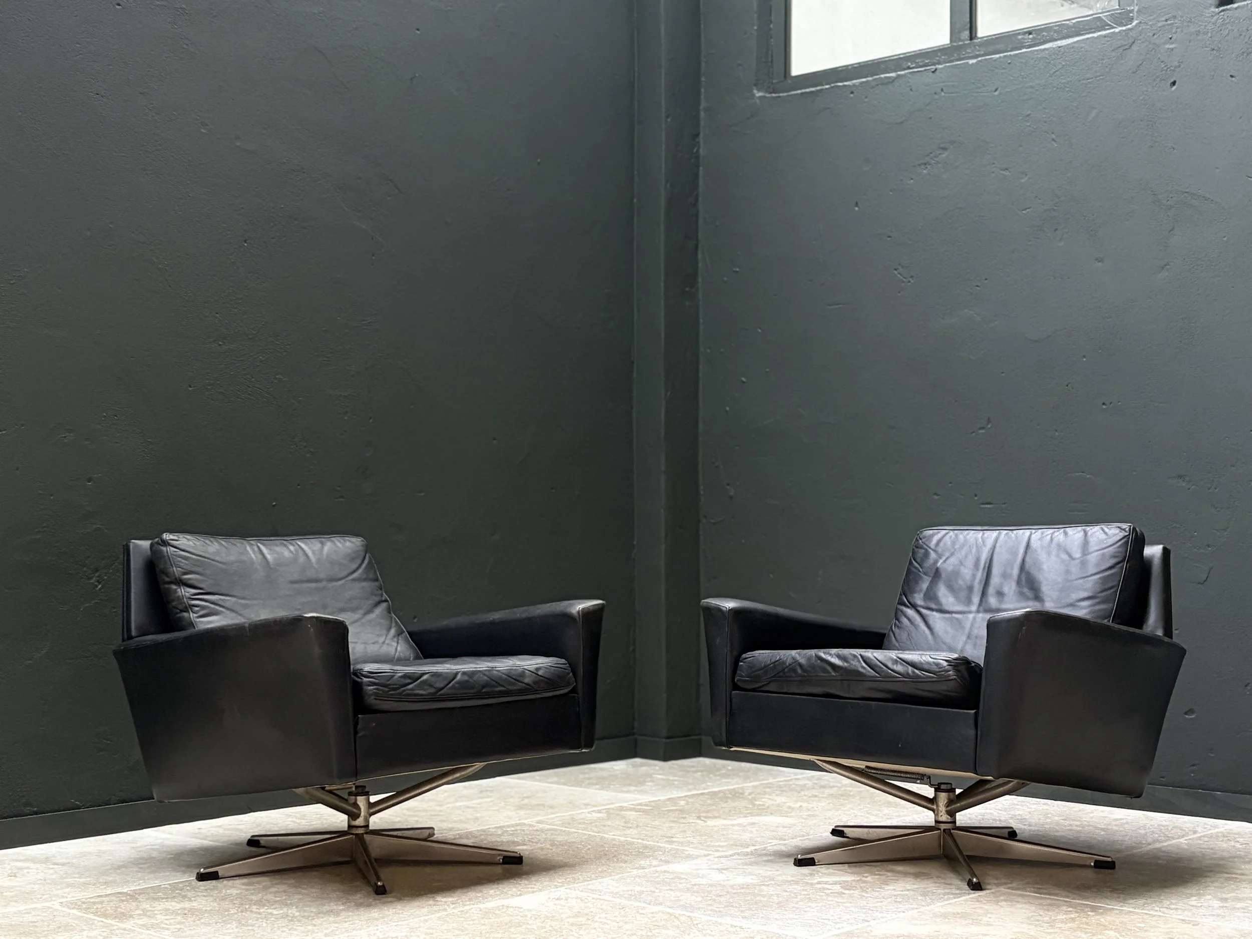 Georg Thams Swivel Armchairs, Set of 2, for Vejen Polstermøbelfabrik foto 5