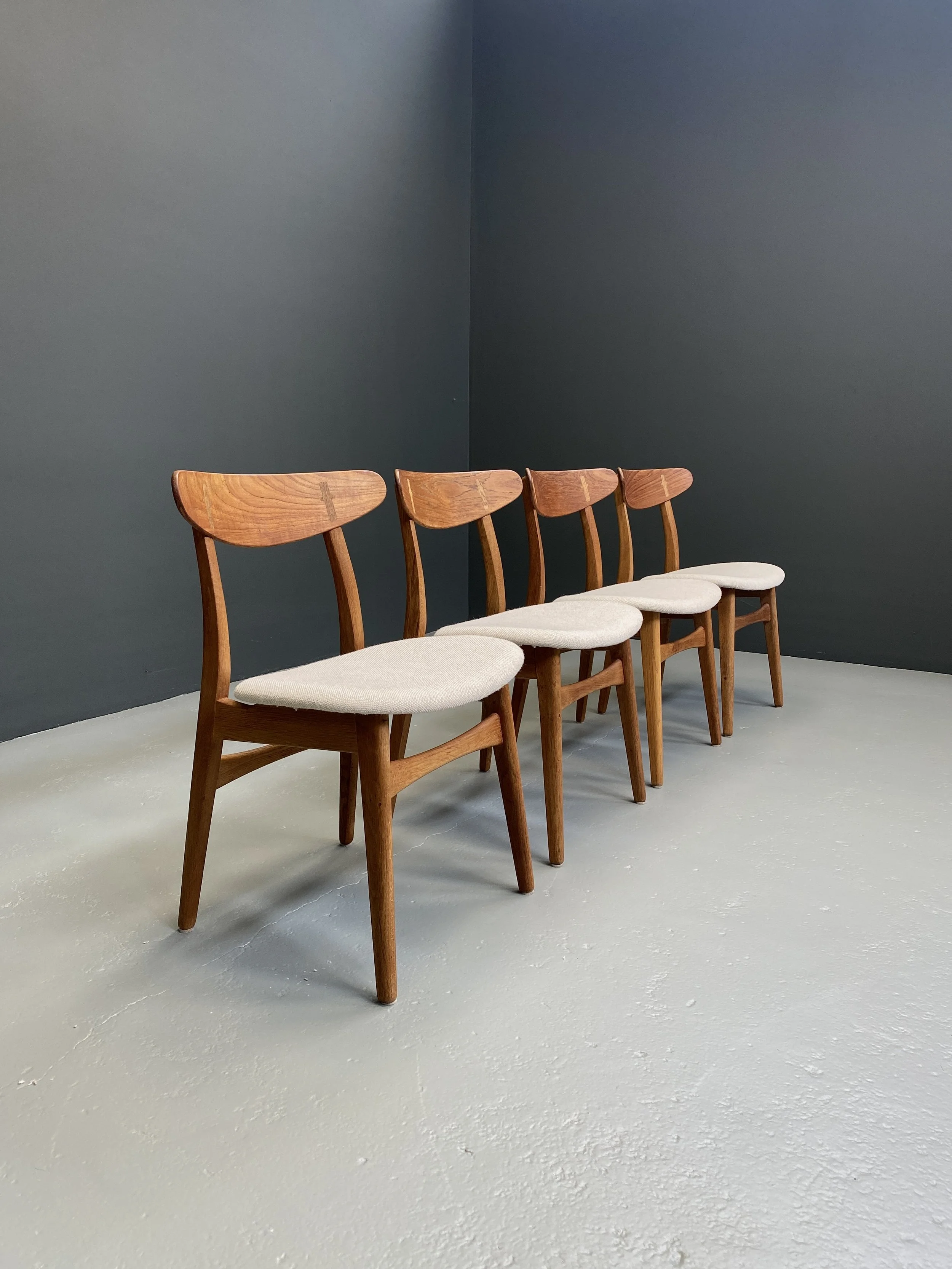 Hans J. Wegner CH30 Dining Chairs, Set of 4, for Carl Hansen & Son foto 8