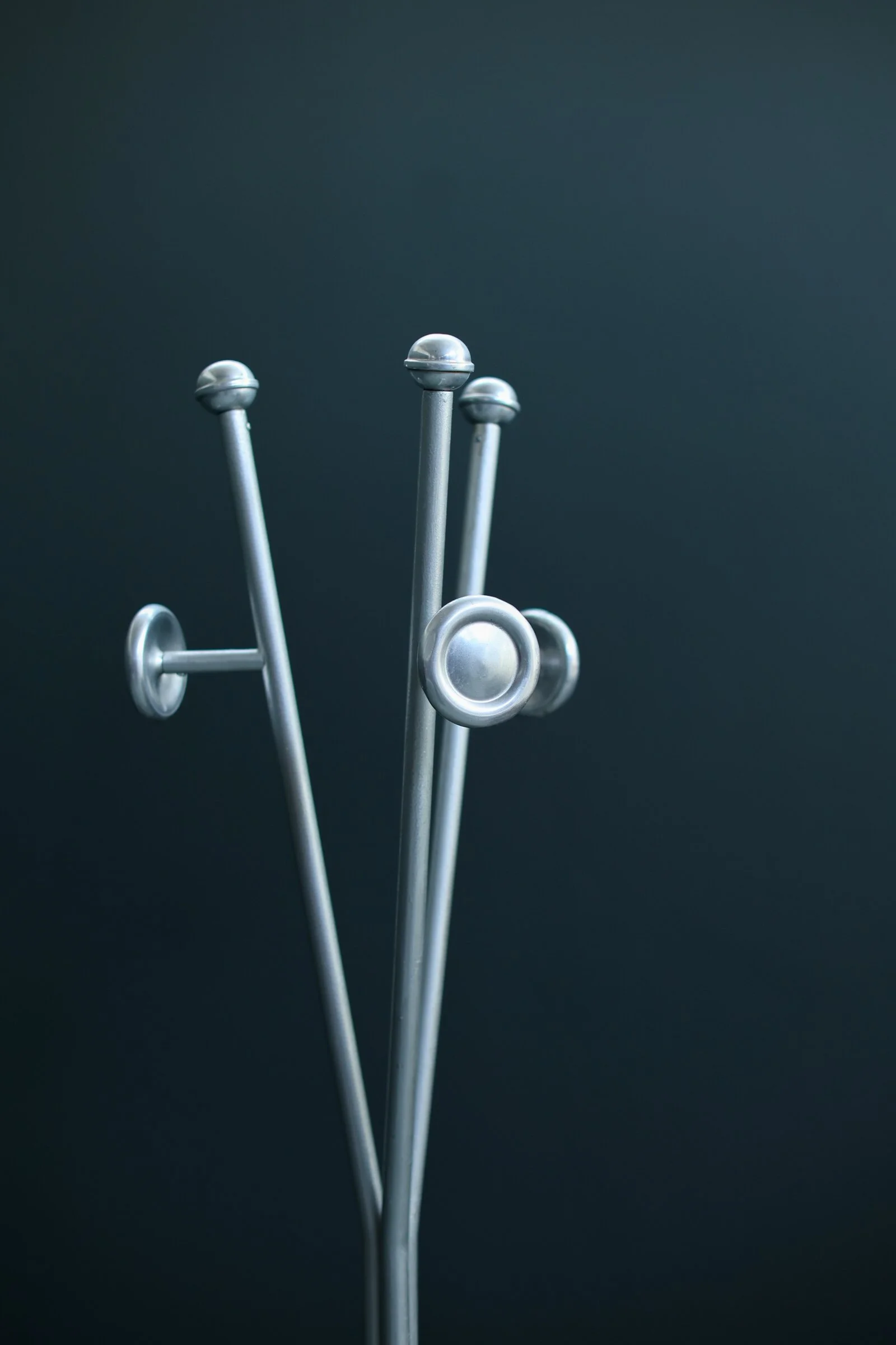 Italian Space Age Aluminium Coat Rack, 1970s foto 2