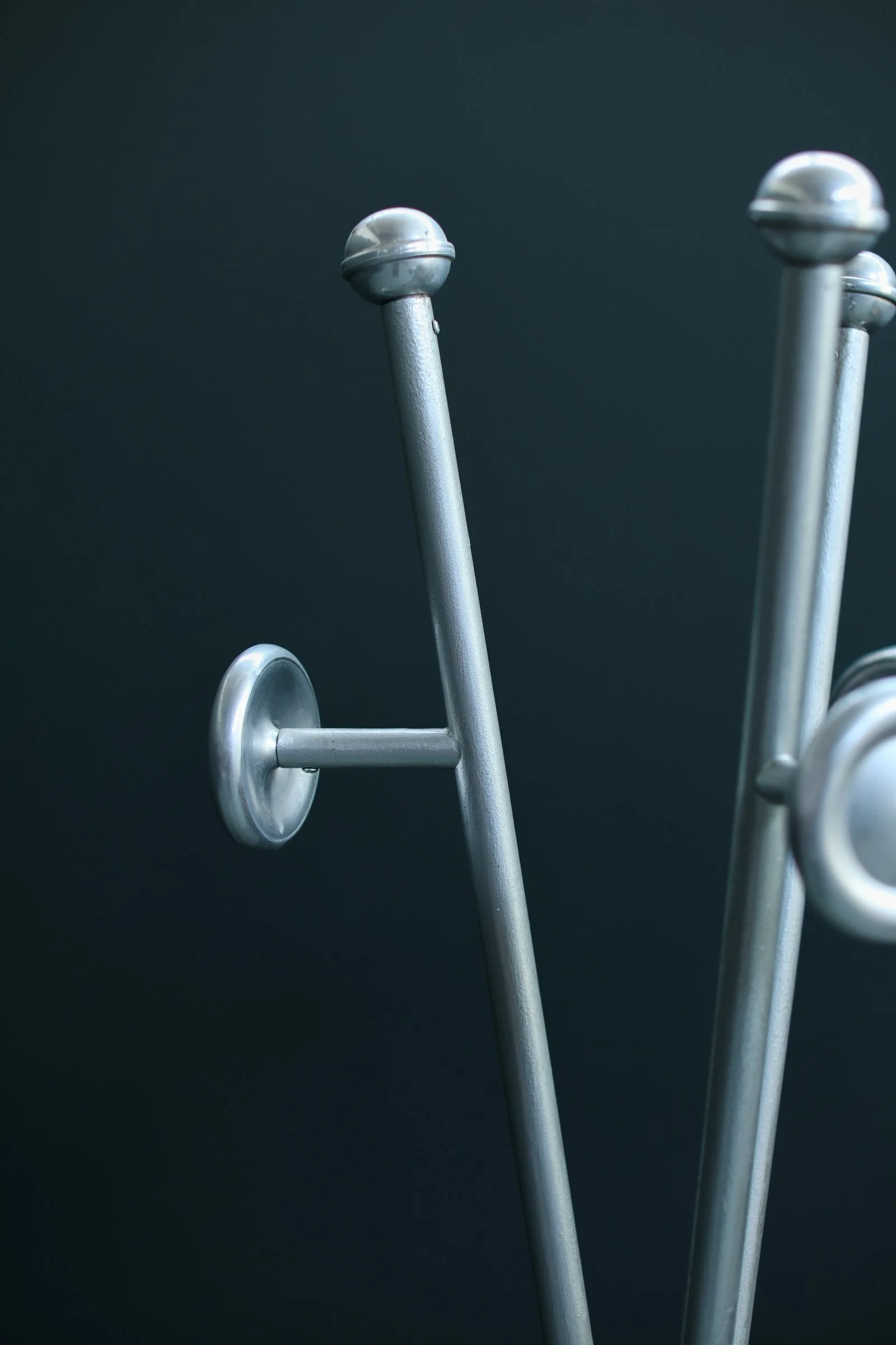 Italian Space Age Aluminium Coat Rack, 1970s foto 7