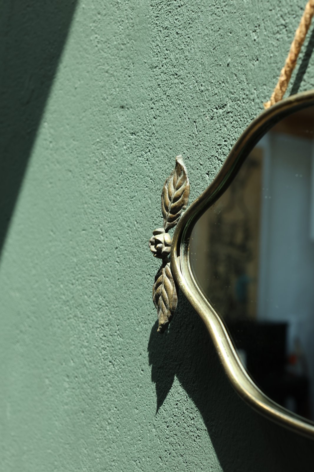 Italian Floral Metal Wall Mirror, Roses & Leaves foto 9