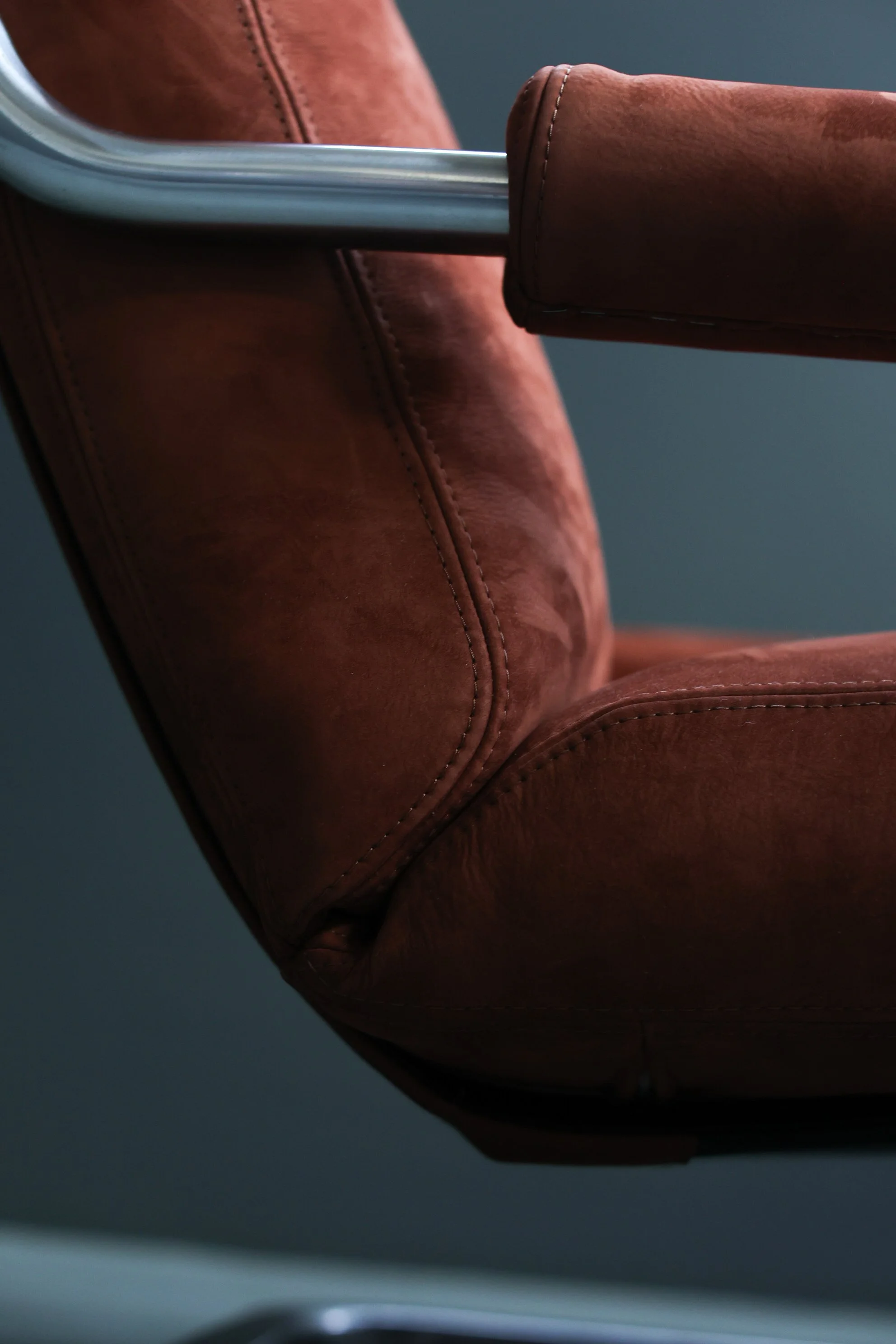 Jan des Bouvrie 601 'Mr. Oberman' Armchair for Gelderland foto 3