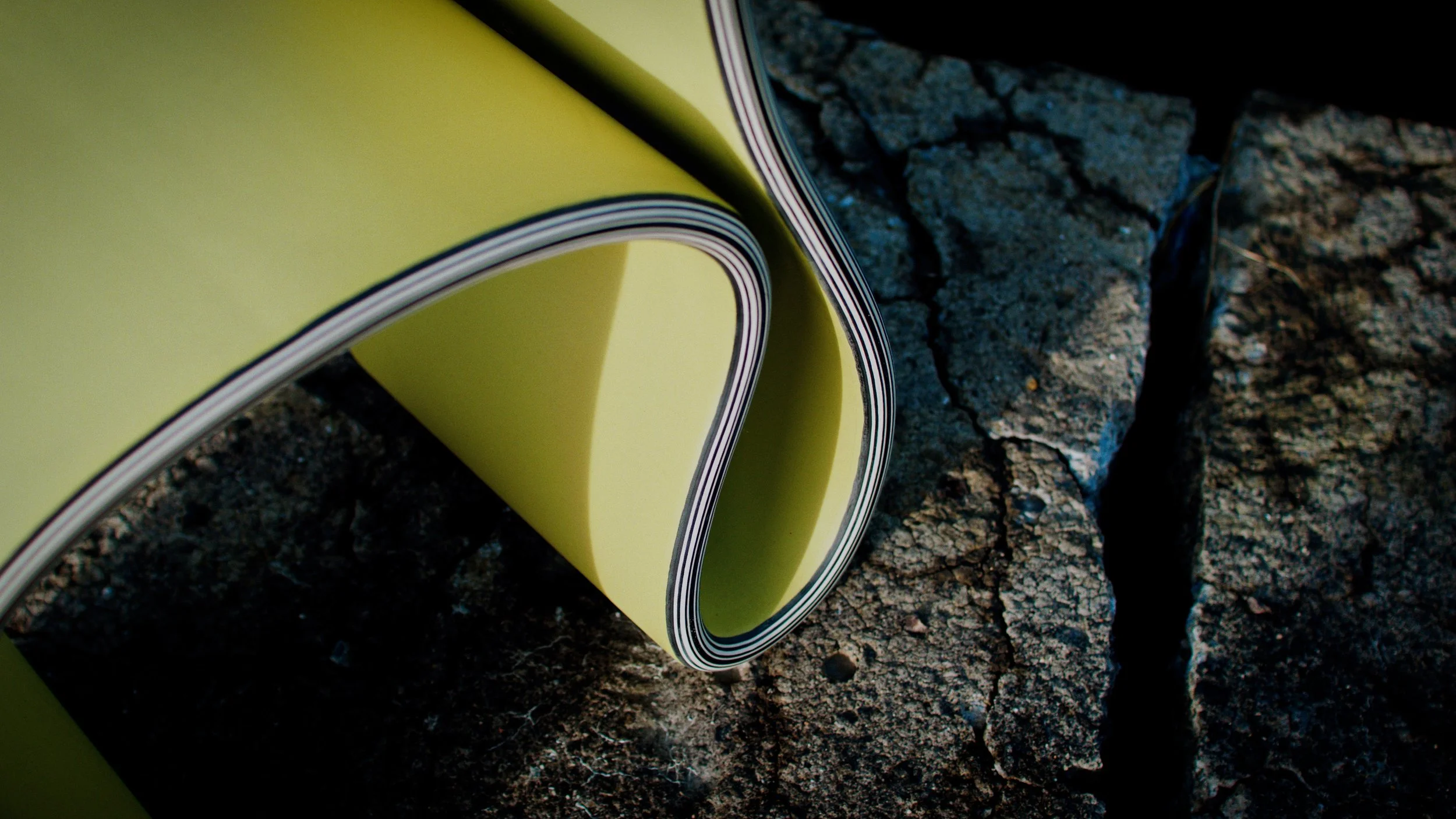 Jelmer Reus 'Bocht' Sculptural Chair in Recycled Linoleum foto 13