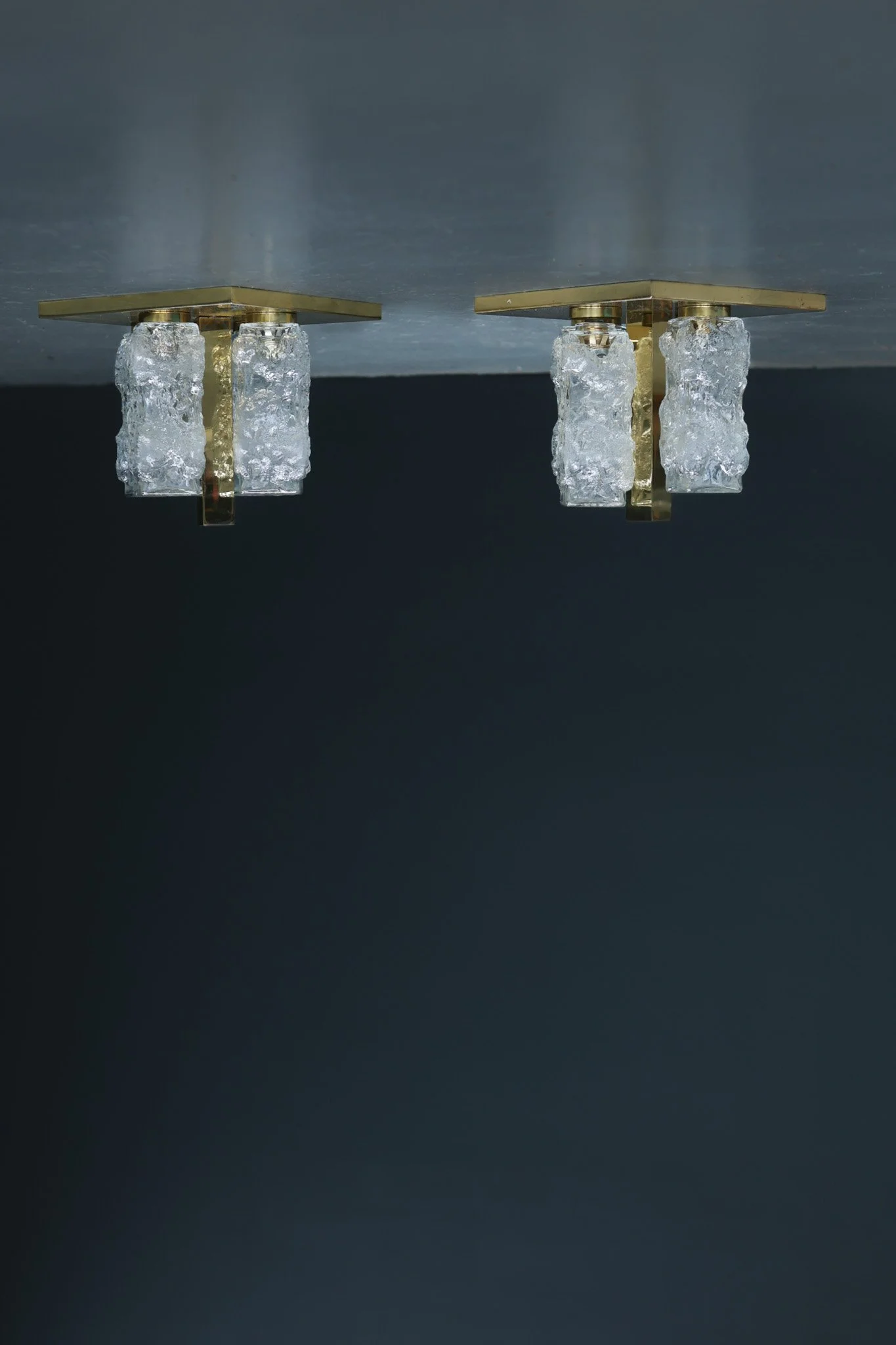 J.T. Kalmar Ceiling Lamps, Set of 2, Glass and Brass foto 4