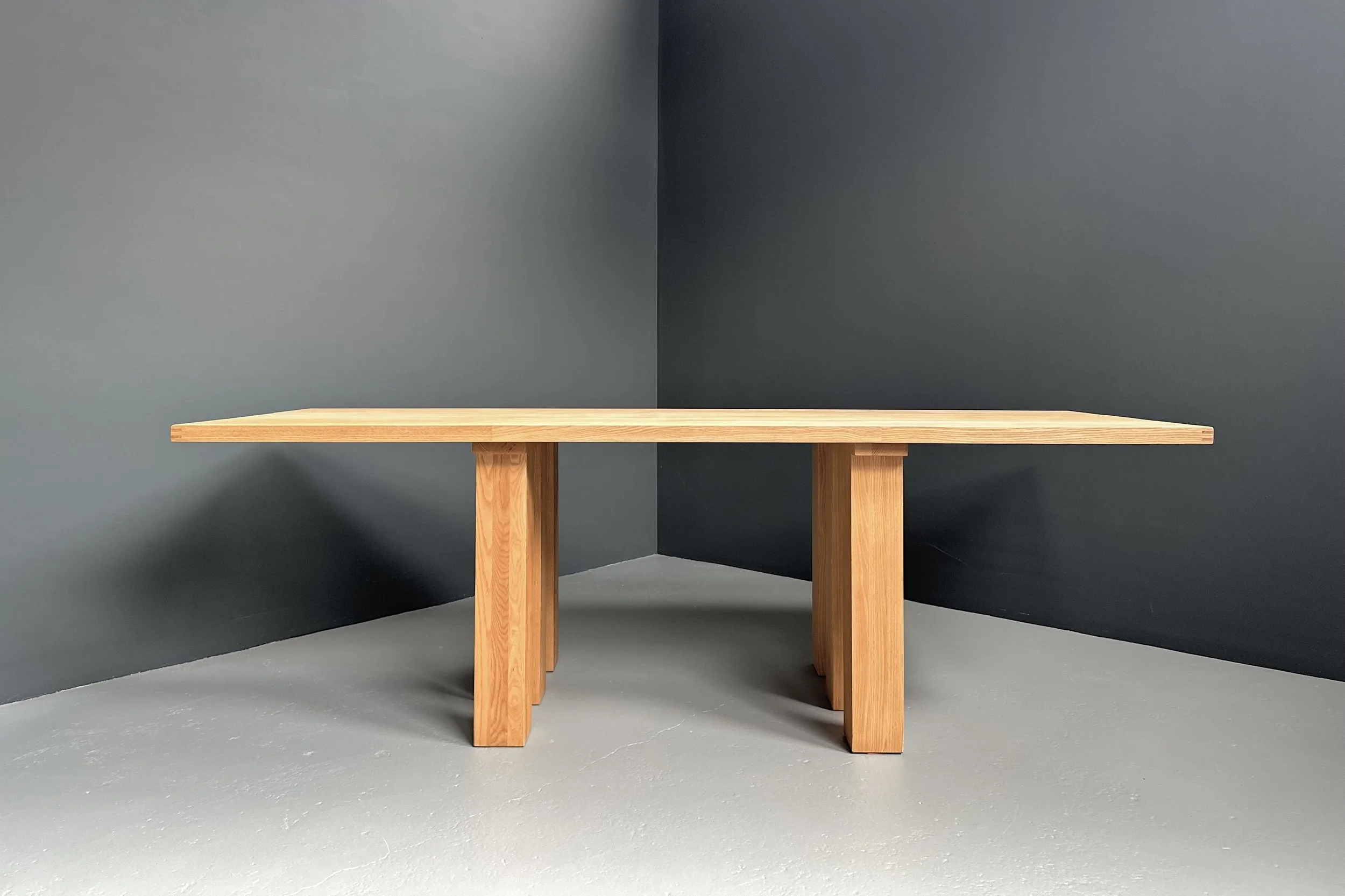 Mario Bellini La Basilica ash wood dining table for Cassina with sculptural pedestal base 1976