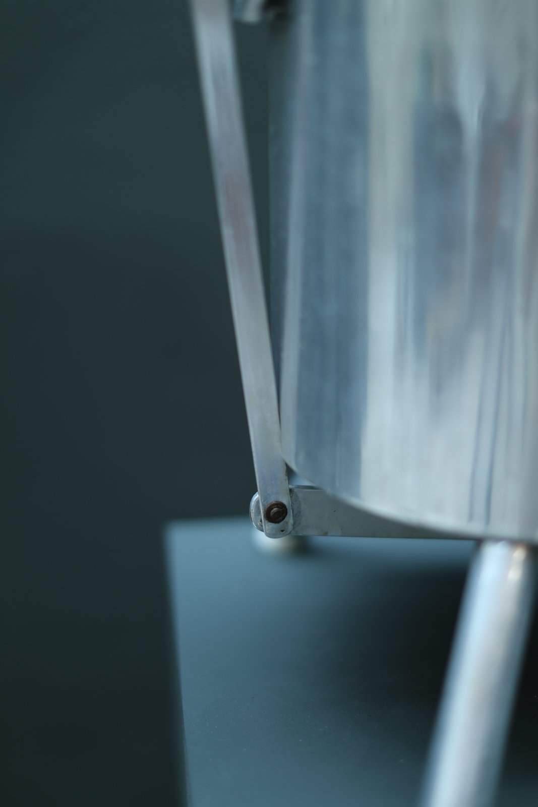 Mid-Century Aluminium Pedal Bin, Tripod Legs foto 13