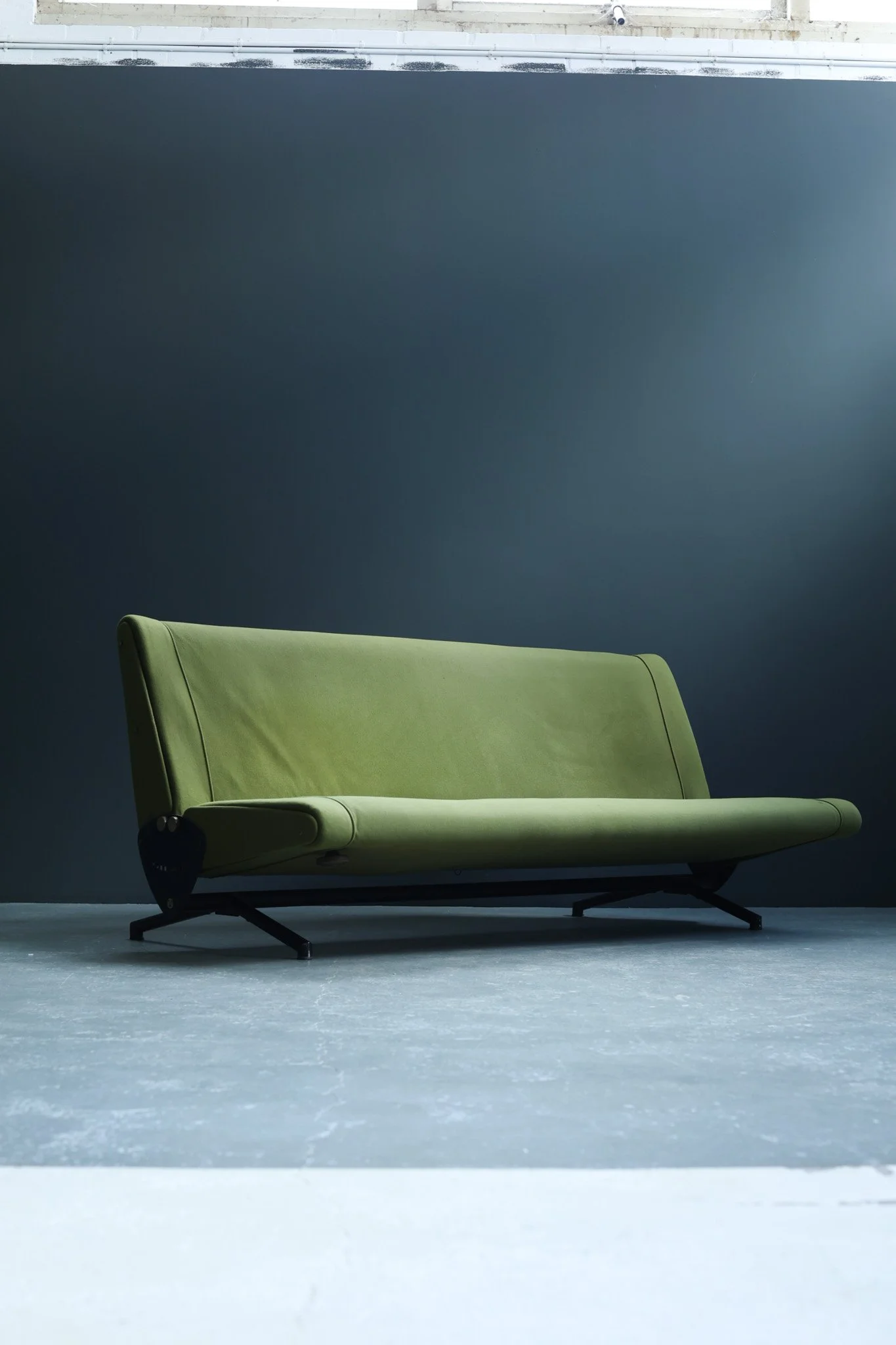 Osvaldo Borsani D70 Daybed for Tecno foto 4