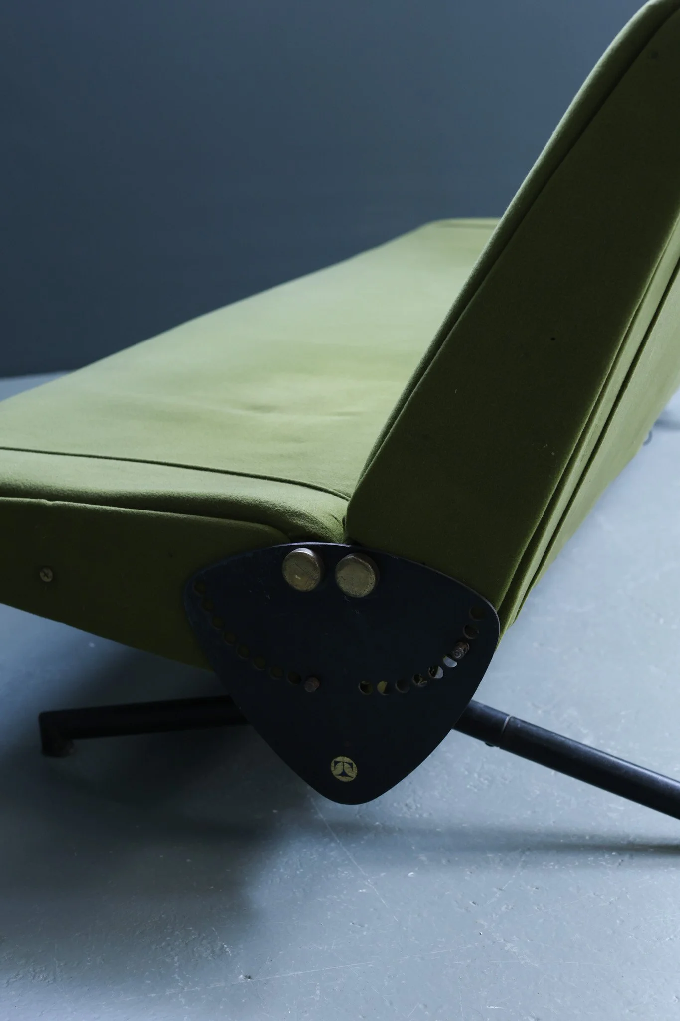 Osvaldo Borsani D70 Daybed for Tecno foto 6
