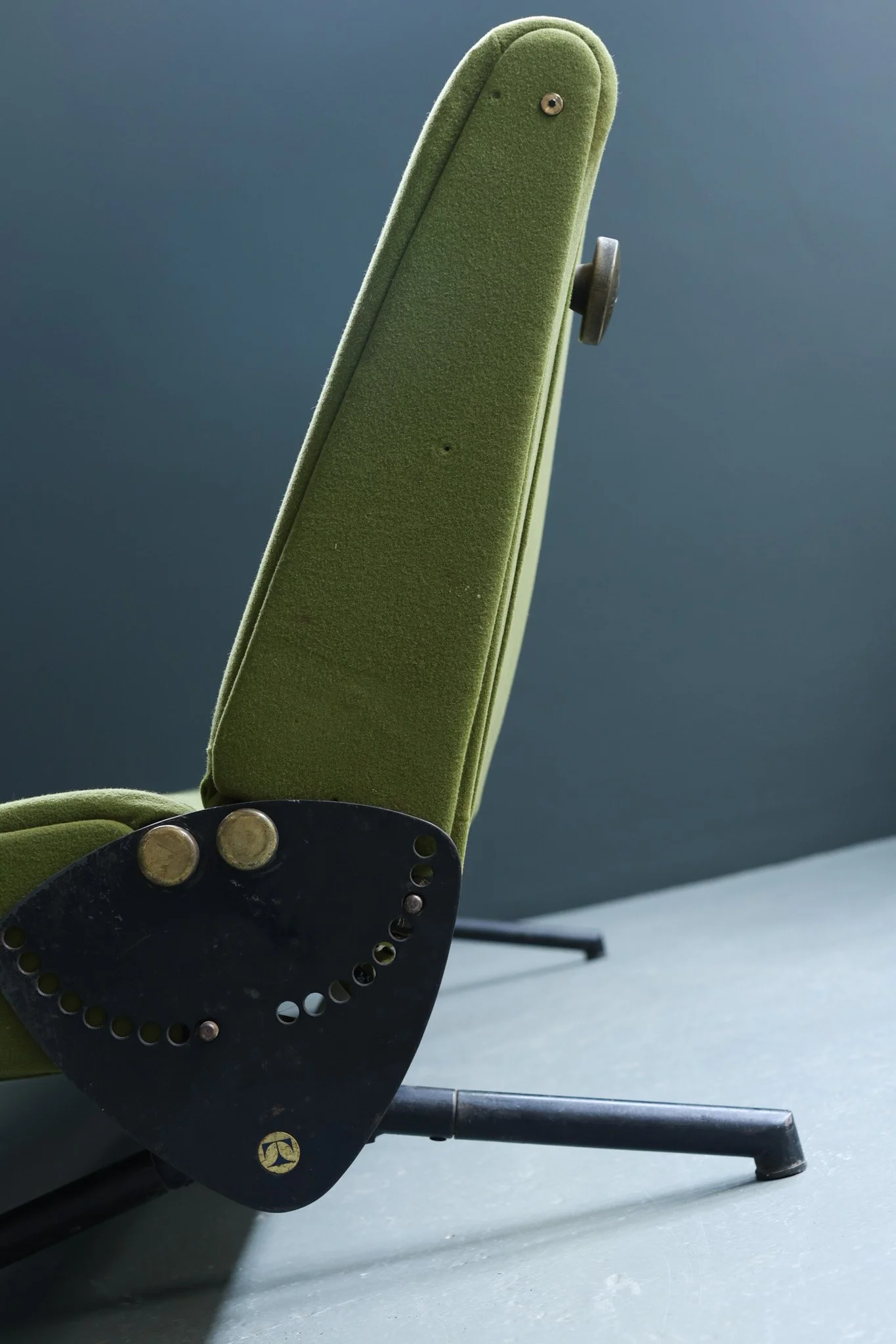 Osvaldo Borsani D70 Daybed for Tecno foto 11