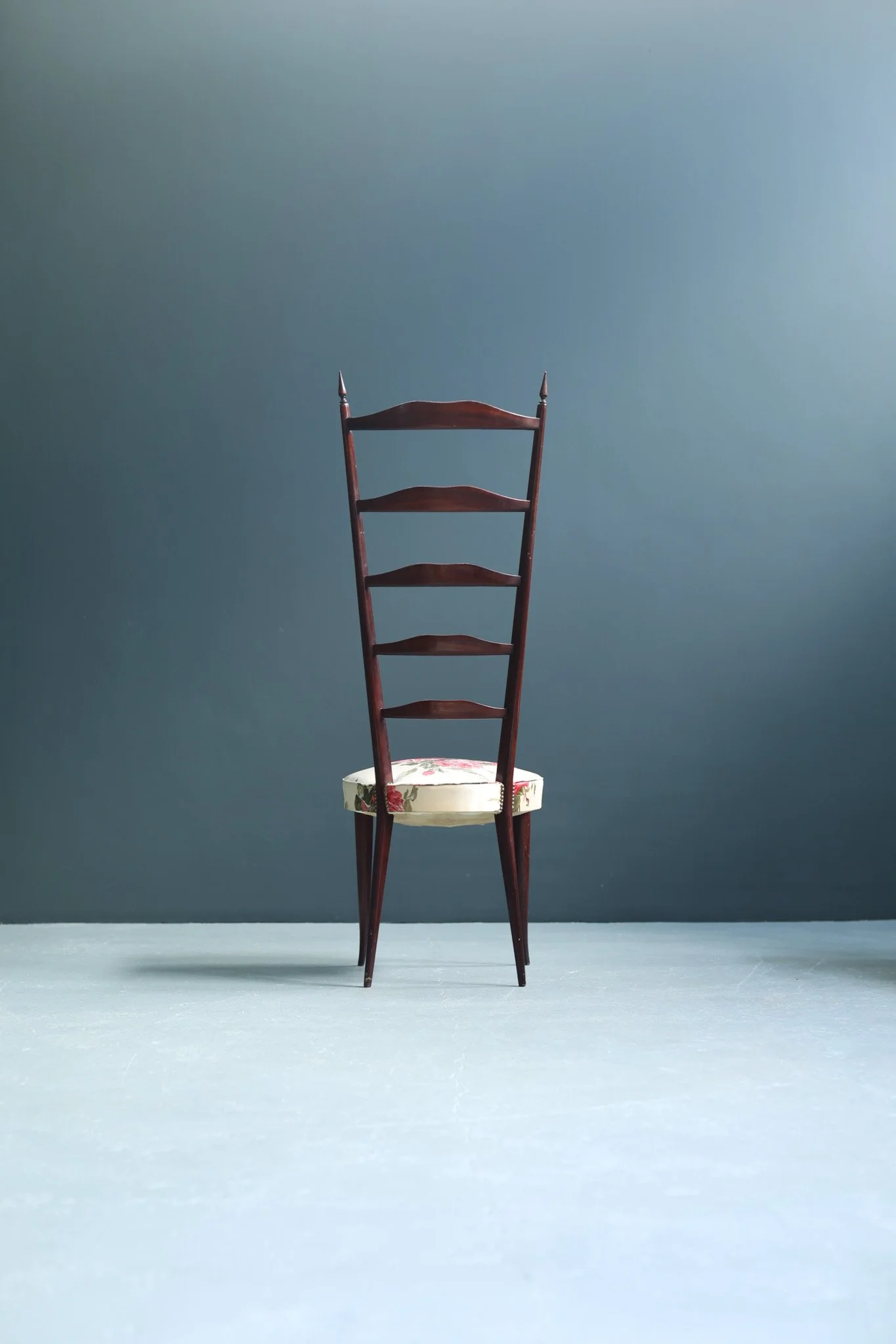 Paolo Buffa Chiavari Ladder-Back Chairs, Pair foto 8