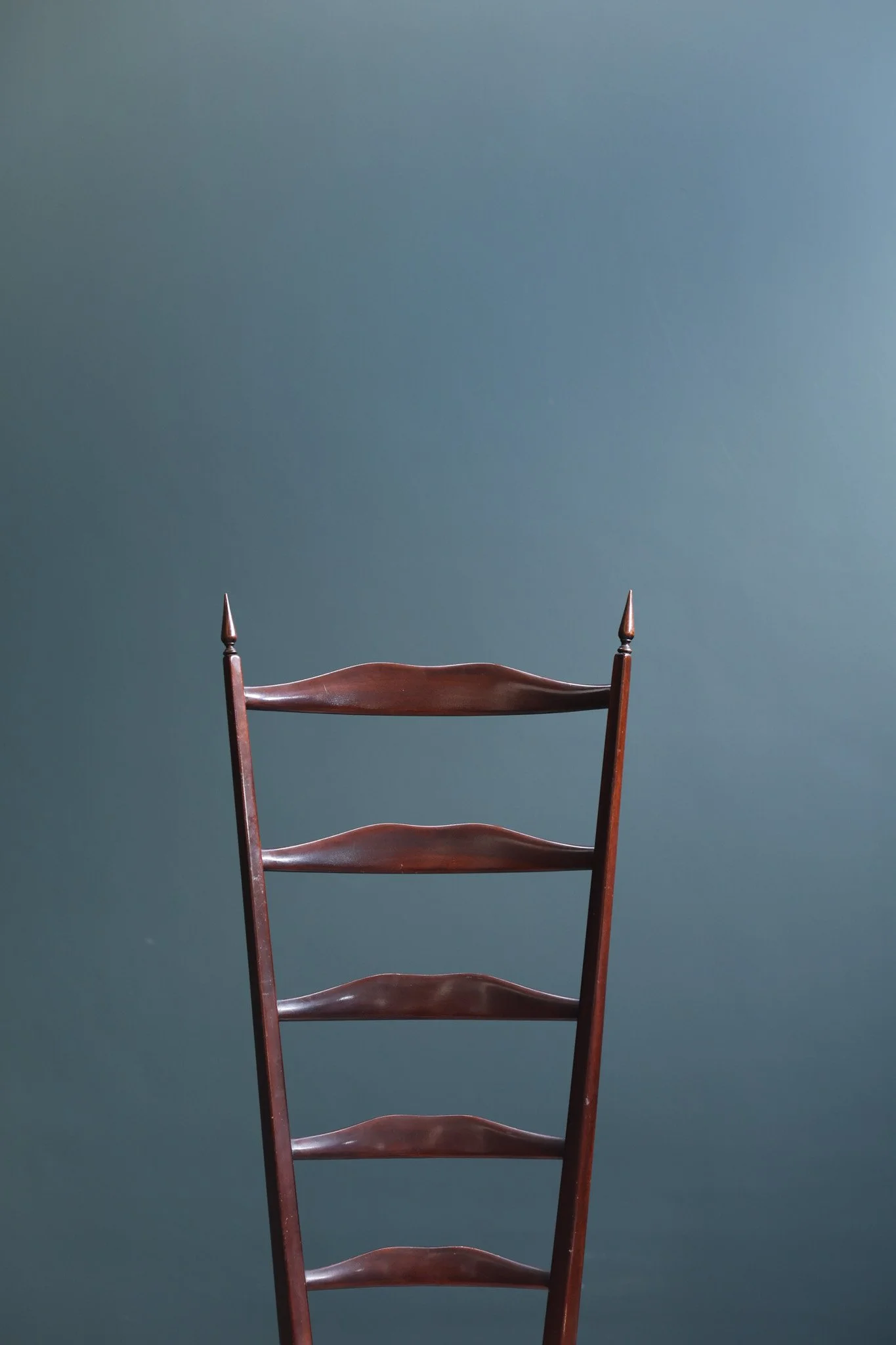 Paolo Buffa Chiavari Ladder-Back Chairs, Pair foto 10