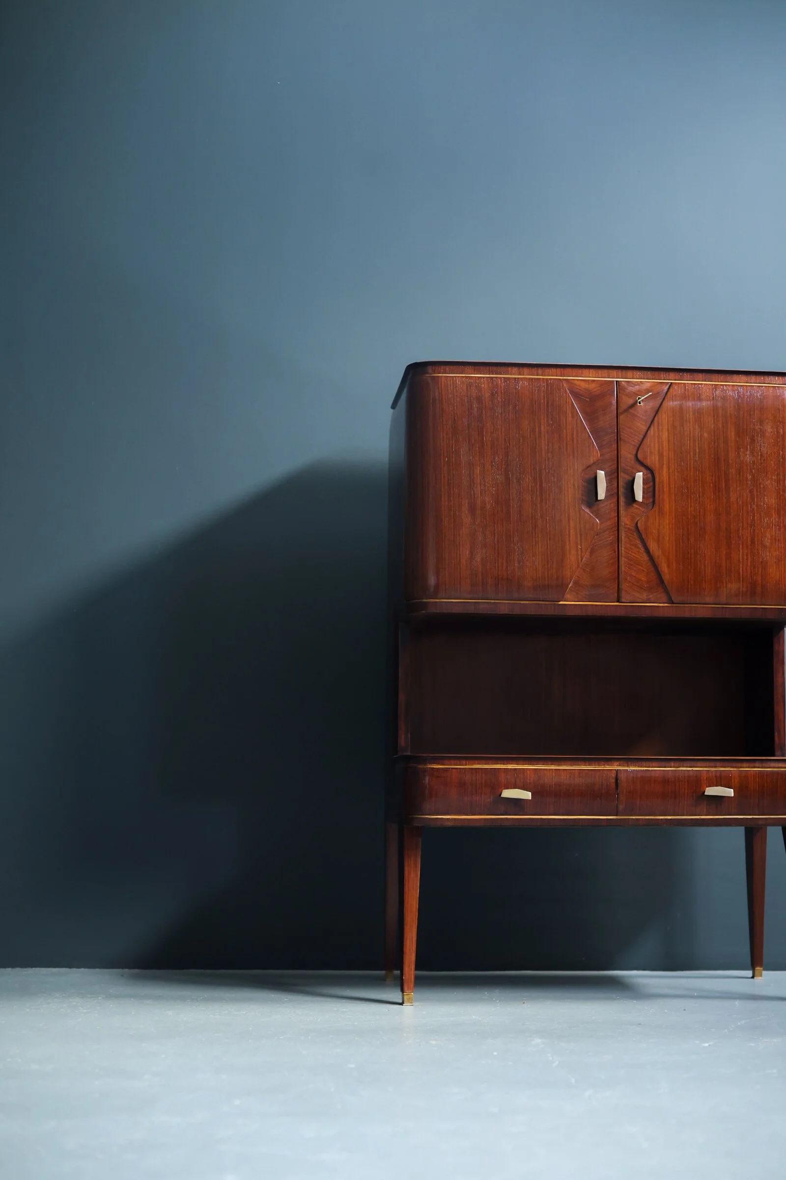Paolo Buffa Italian Bar Cabinet in Rosewood foto 7
