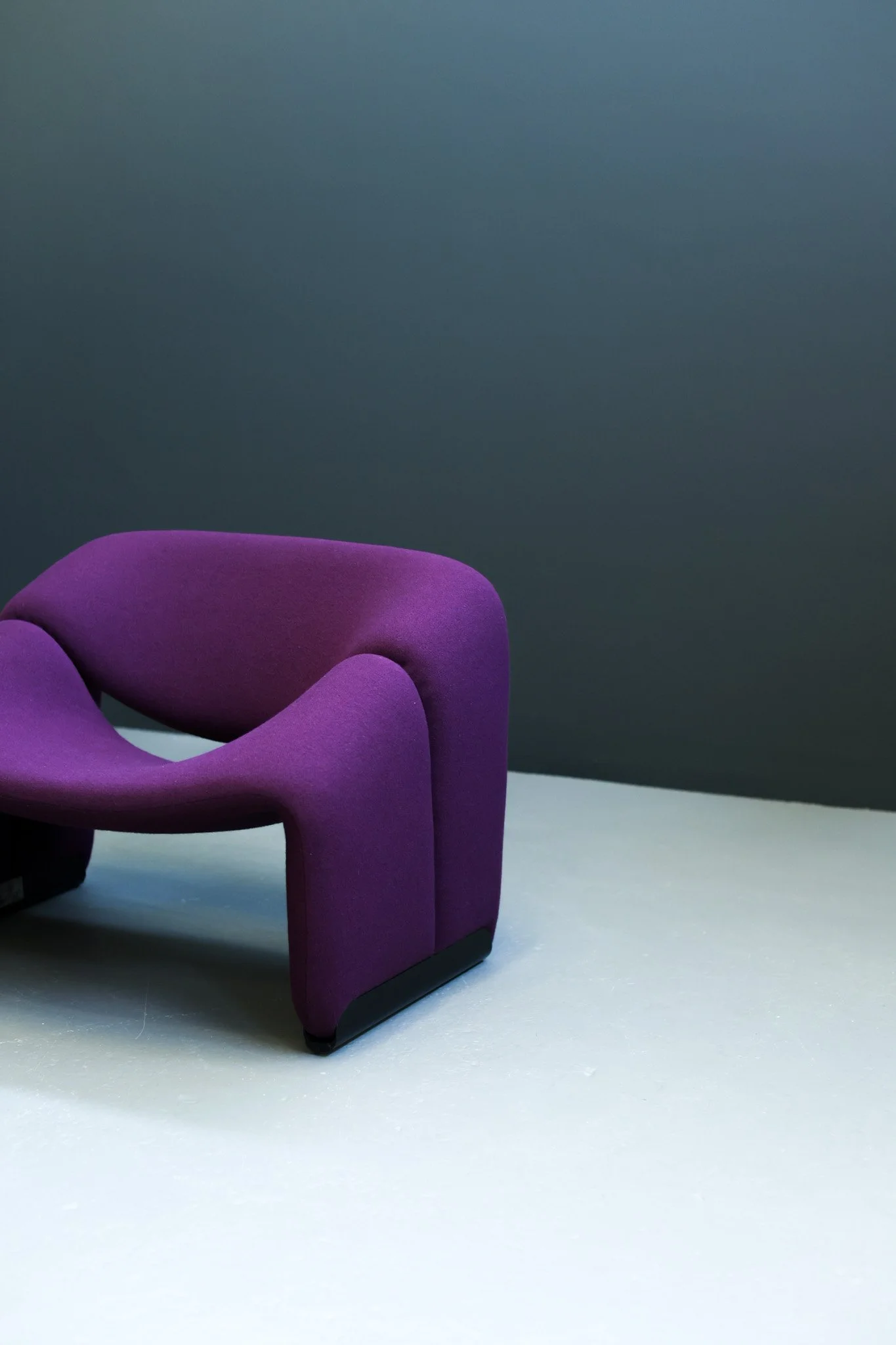 Pierre Paulin F598 Groovy Chair for Artifort in Purple Kvadrat foto 7