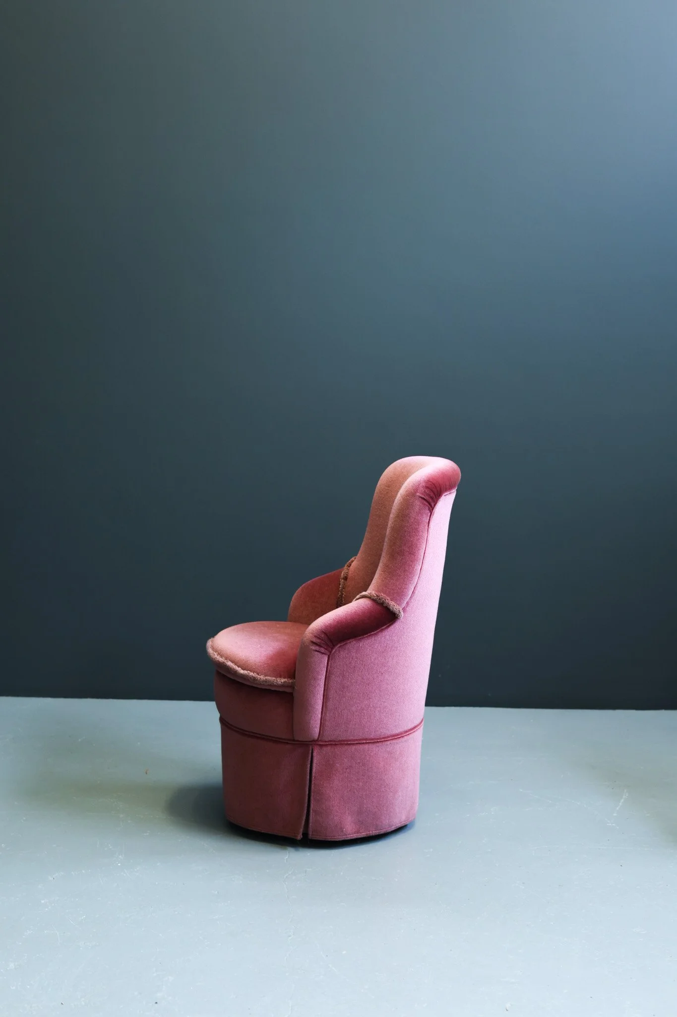 French Velvet Boudoir Chairs, Set of Two foto 6