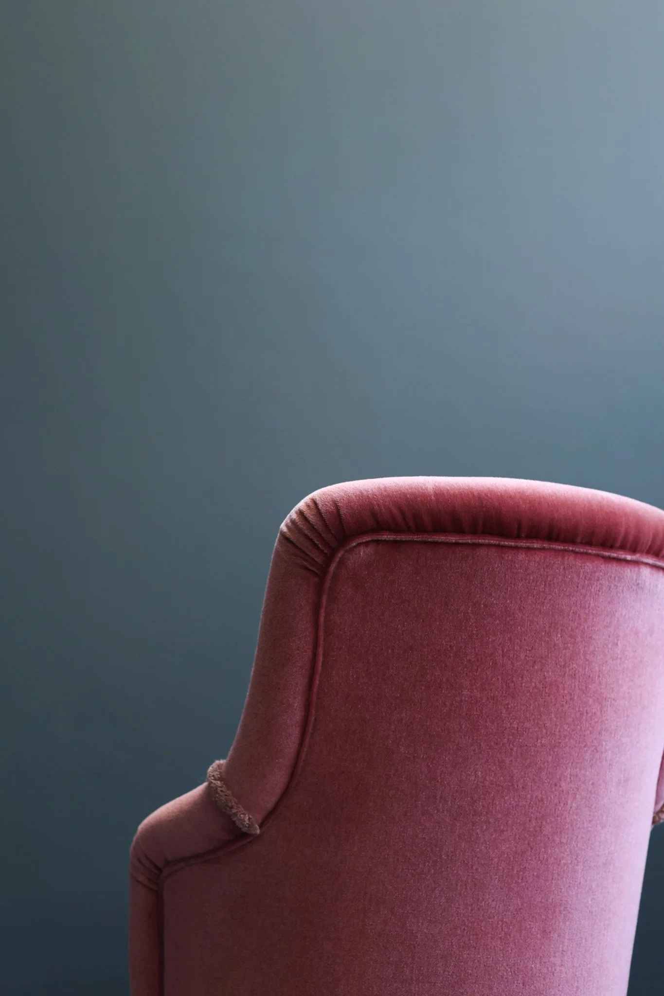 French Velvet Boudoir Chairs, Set of Two foto 11