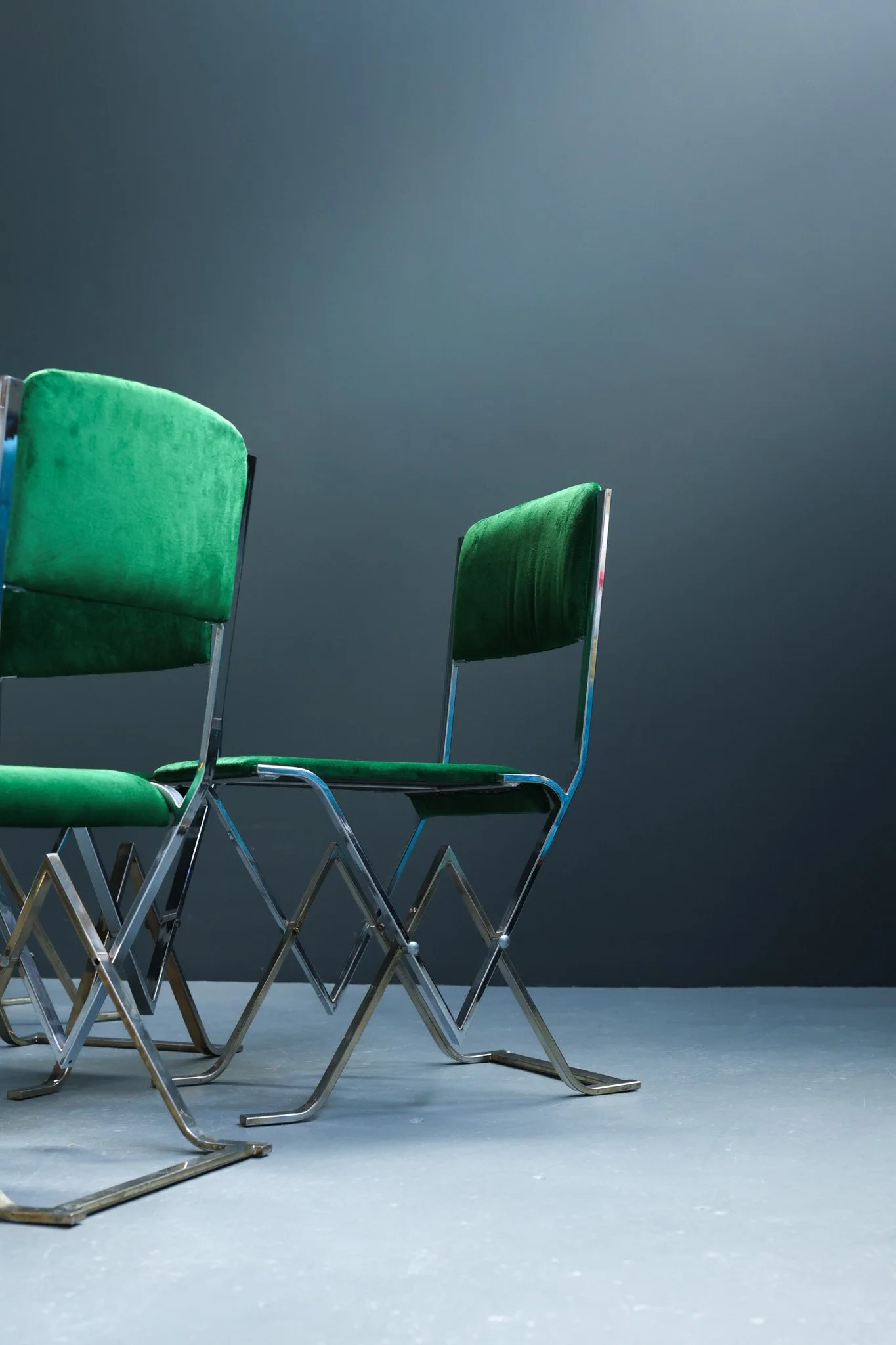 Romeo Rega Style Postmodern Dining Chairs in Green Velvet, Set of Six foto 9