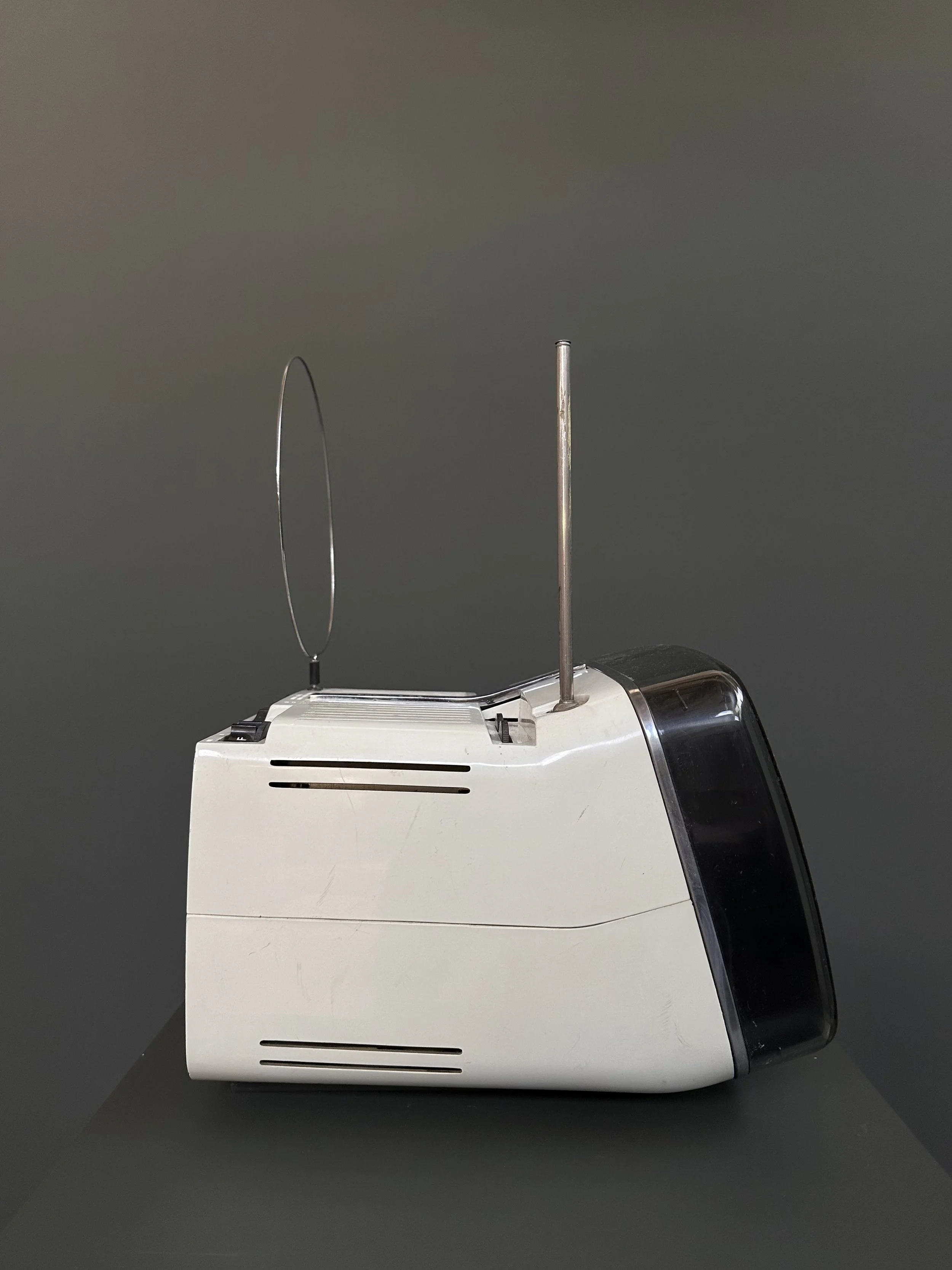 Brionvega Algol 11 Television by Marco Zanuso and Richard Sapper foto 3