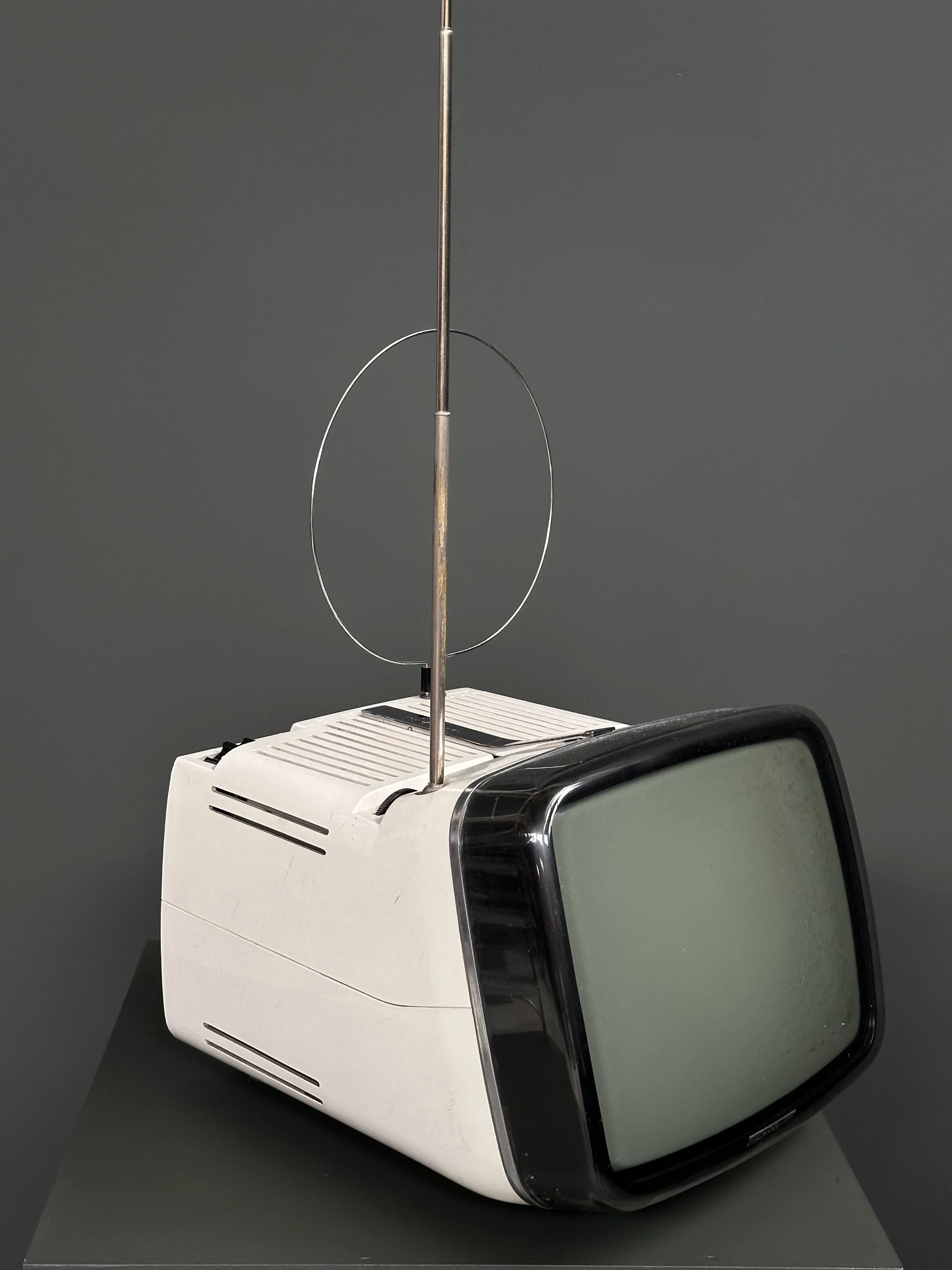 Brionvega Algol 11 Television by Marco Zanuso and Richard Sapper foto 5