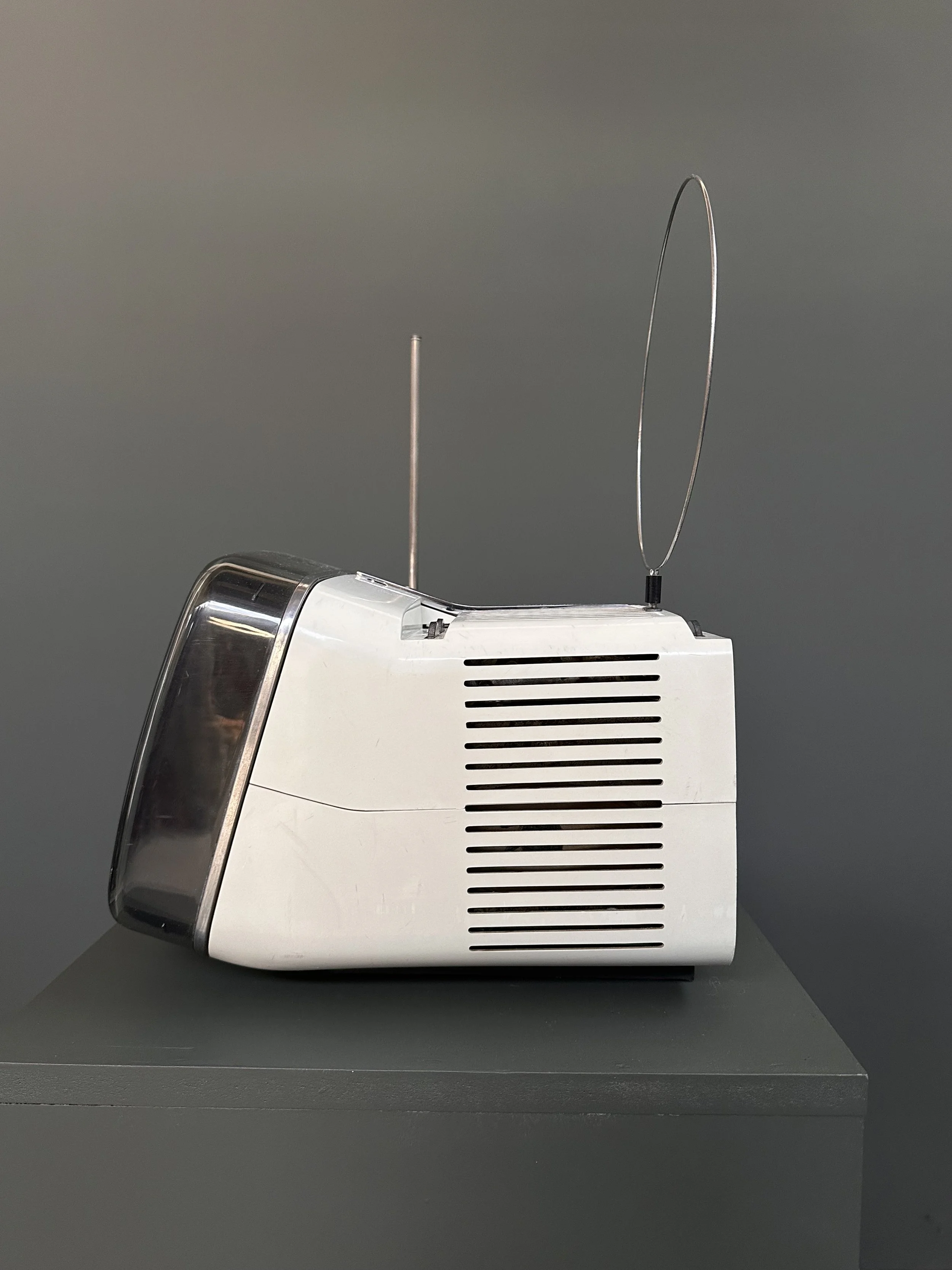 Brionvega Algol 11 Television by Marco Zanuso and Richard Sapper foto 9