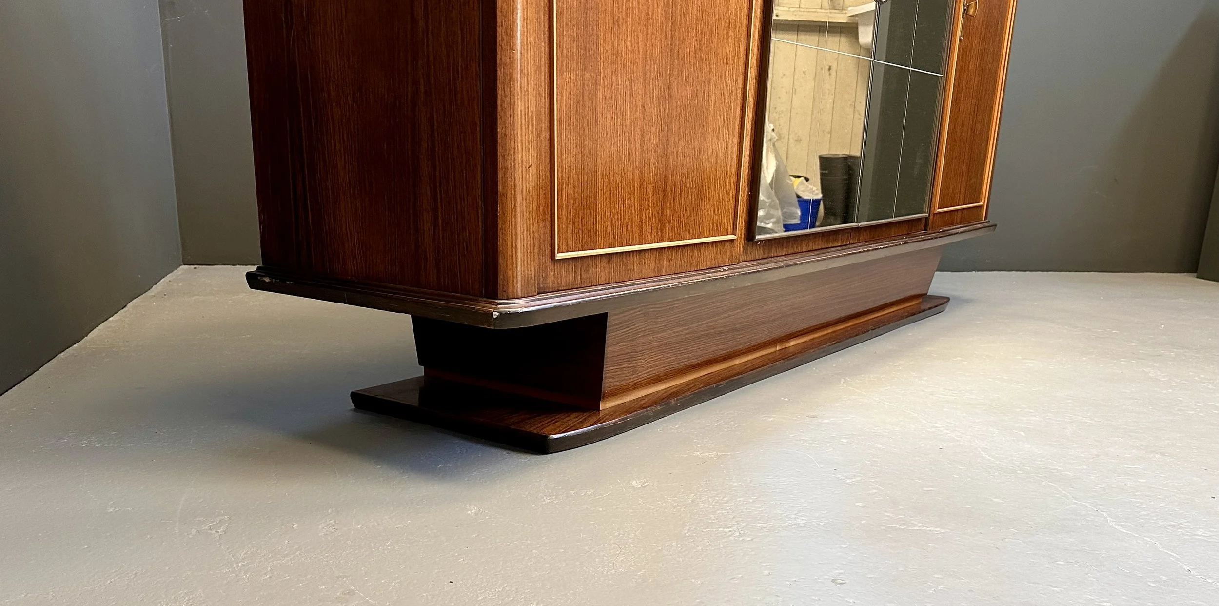 Swiss Art Deco Mid-Century Mahogany Sideboard by Schweizerfabrikat foto 6