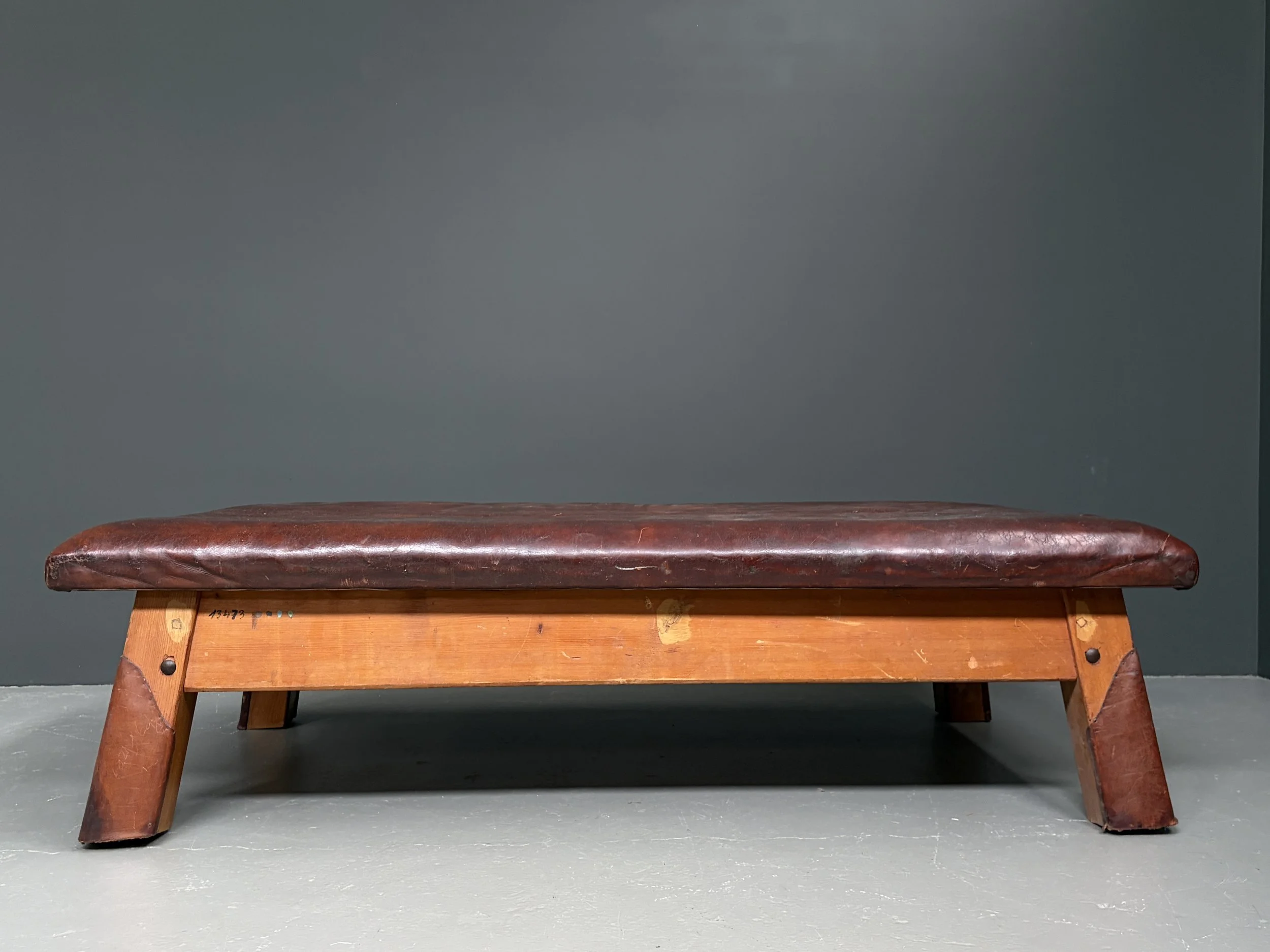 Italian Leather Gymnasium Table, 1950s foto 2