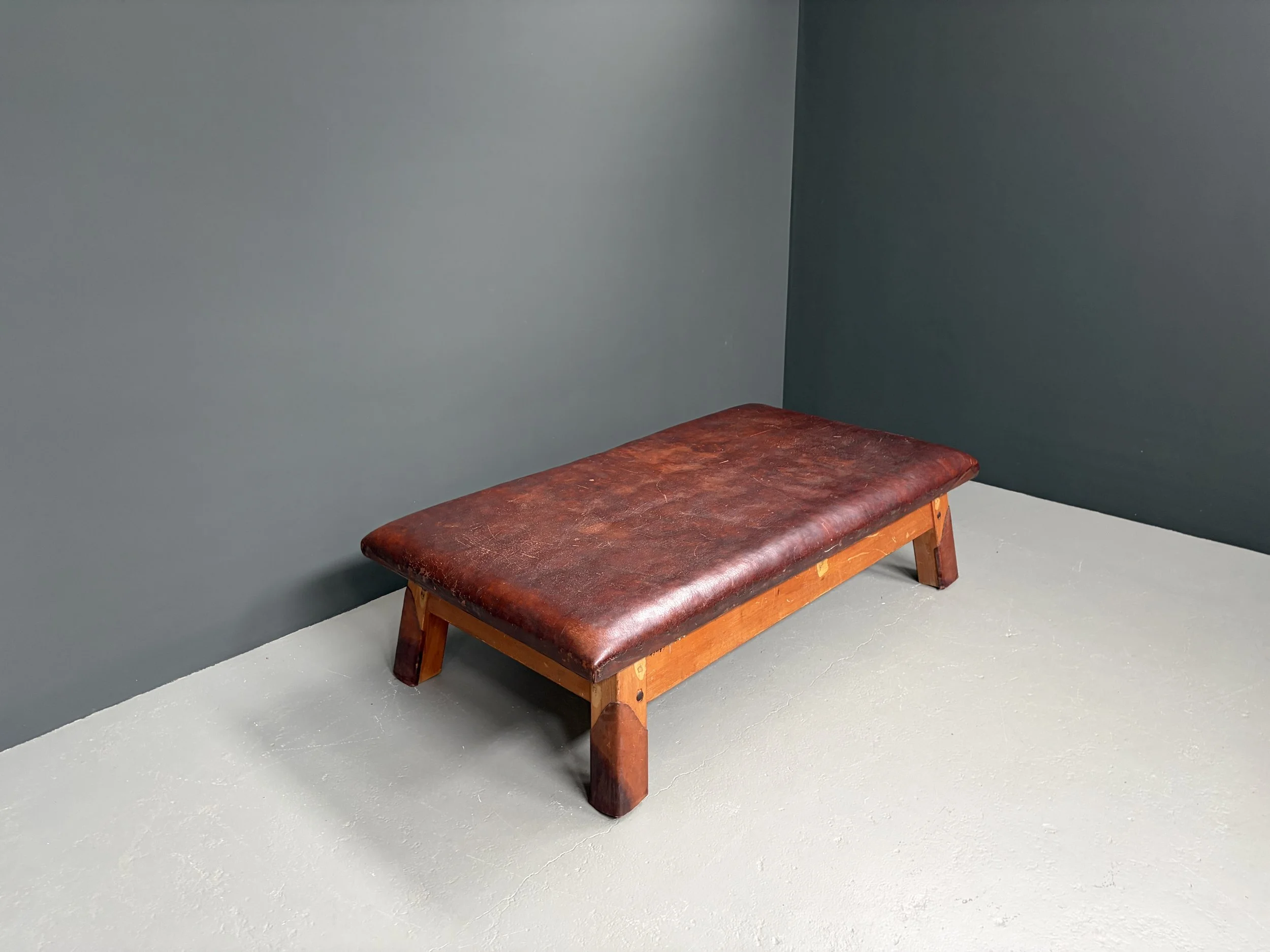 Italian Leather Gymnasium Table, 1950s foto 3