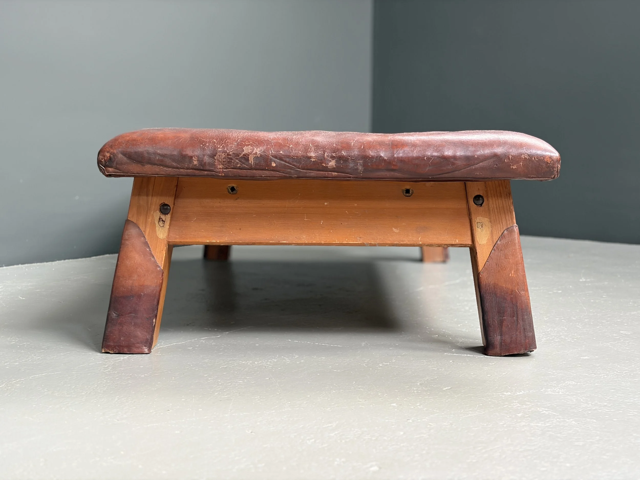 Italian Leather Gymnasium Table, 1950s foto 8