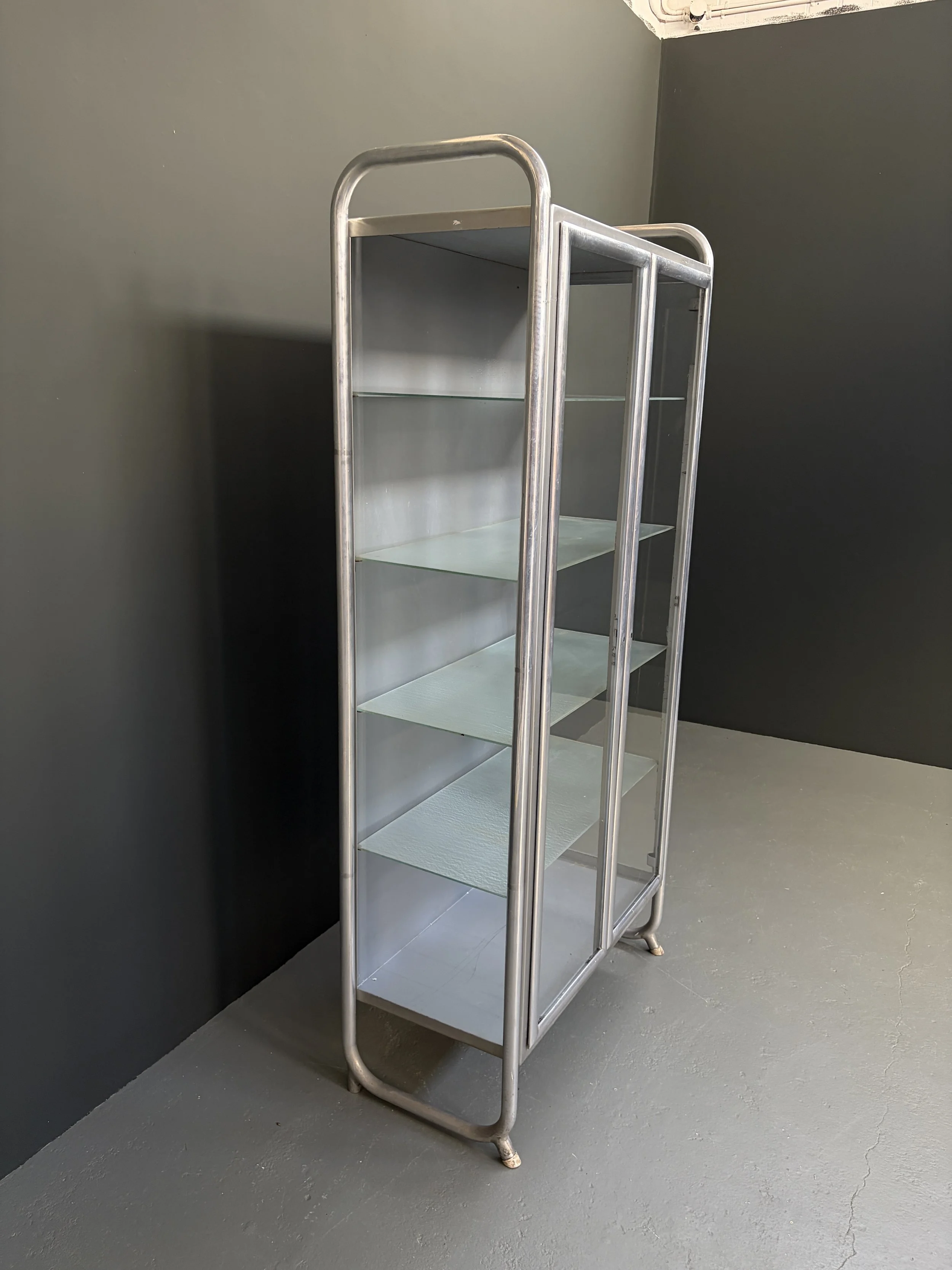 P.R.O.F.A. Medical Display Cabinets from Padua, Set of 2 foto 2